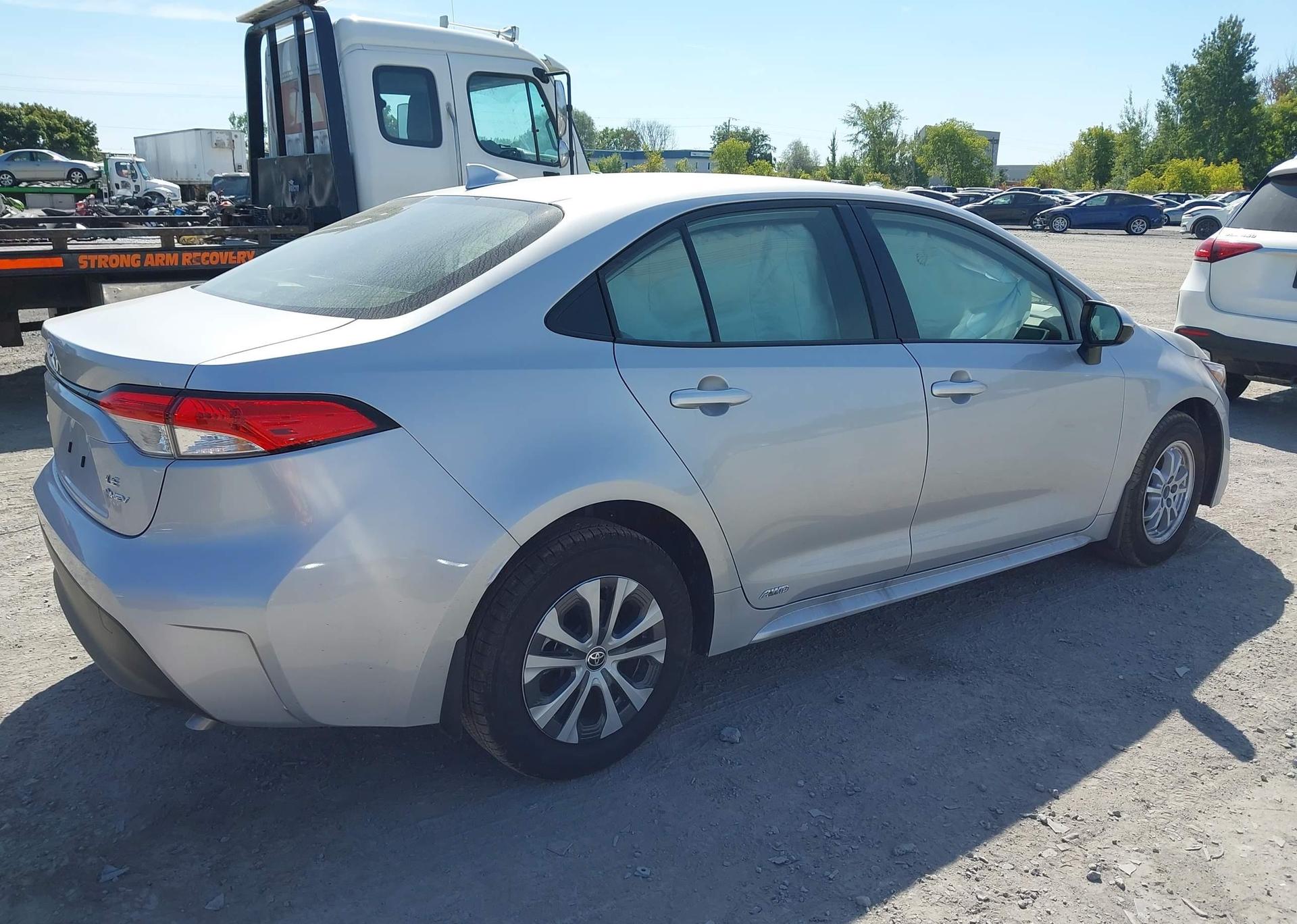 2025 TOYOTA COROLLA HYBRID LE
