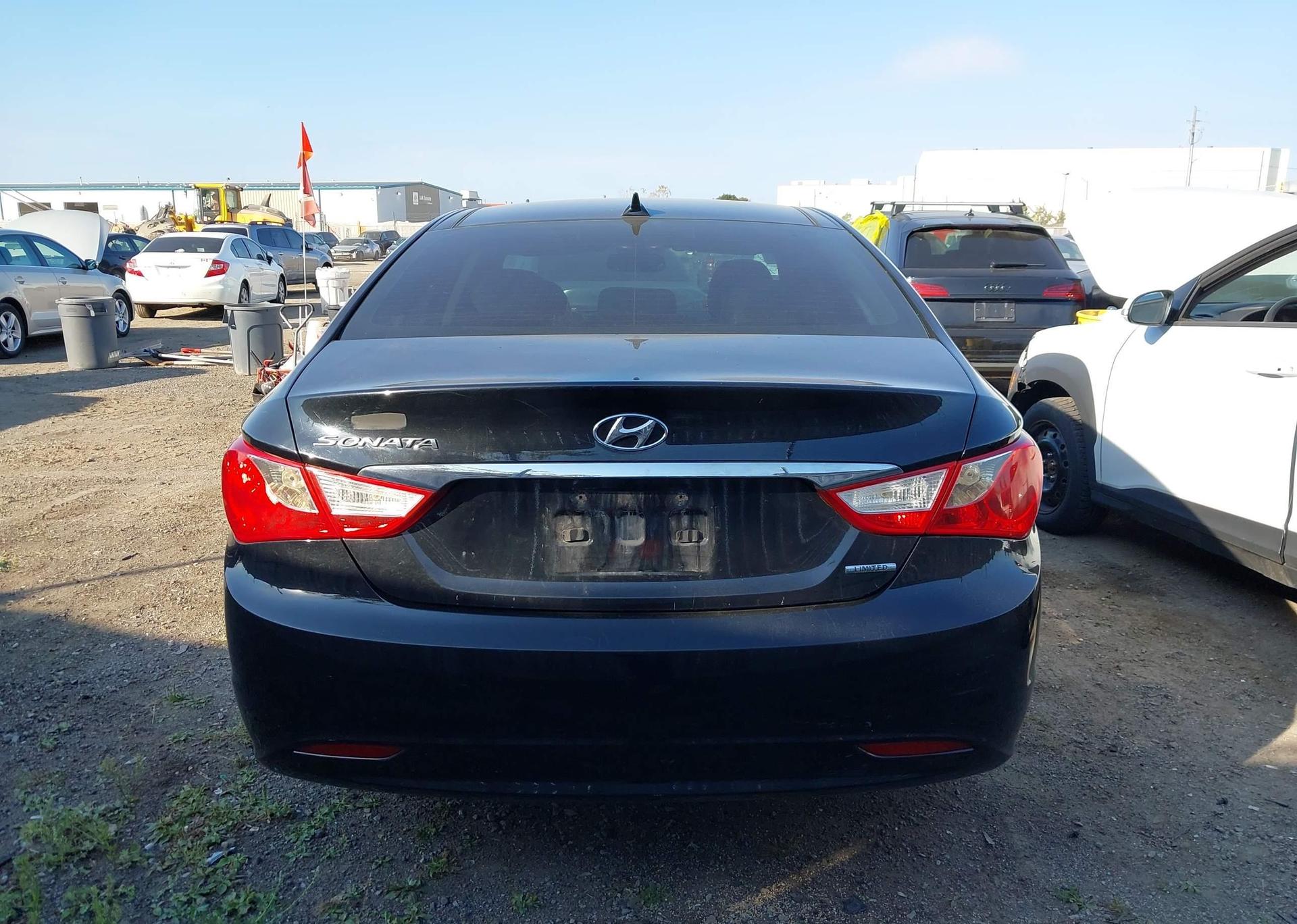 2012 HYUNDAI SONATA LIMITED
