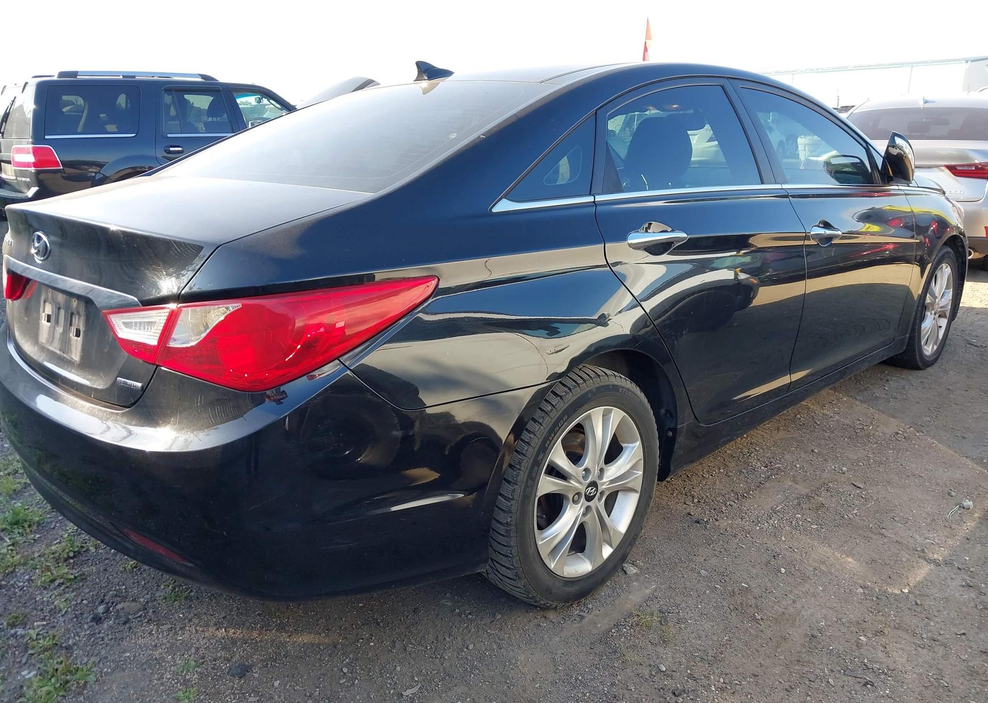 2012 HYUNDAI SONATA LIMITED
