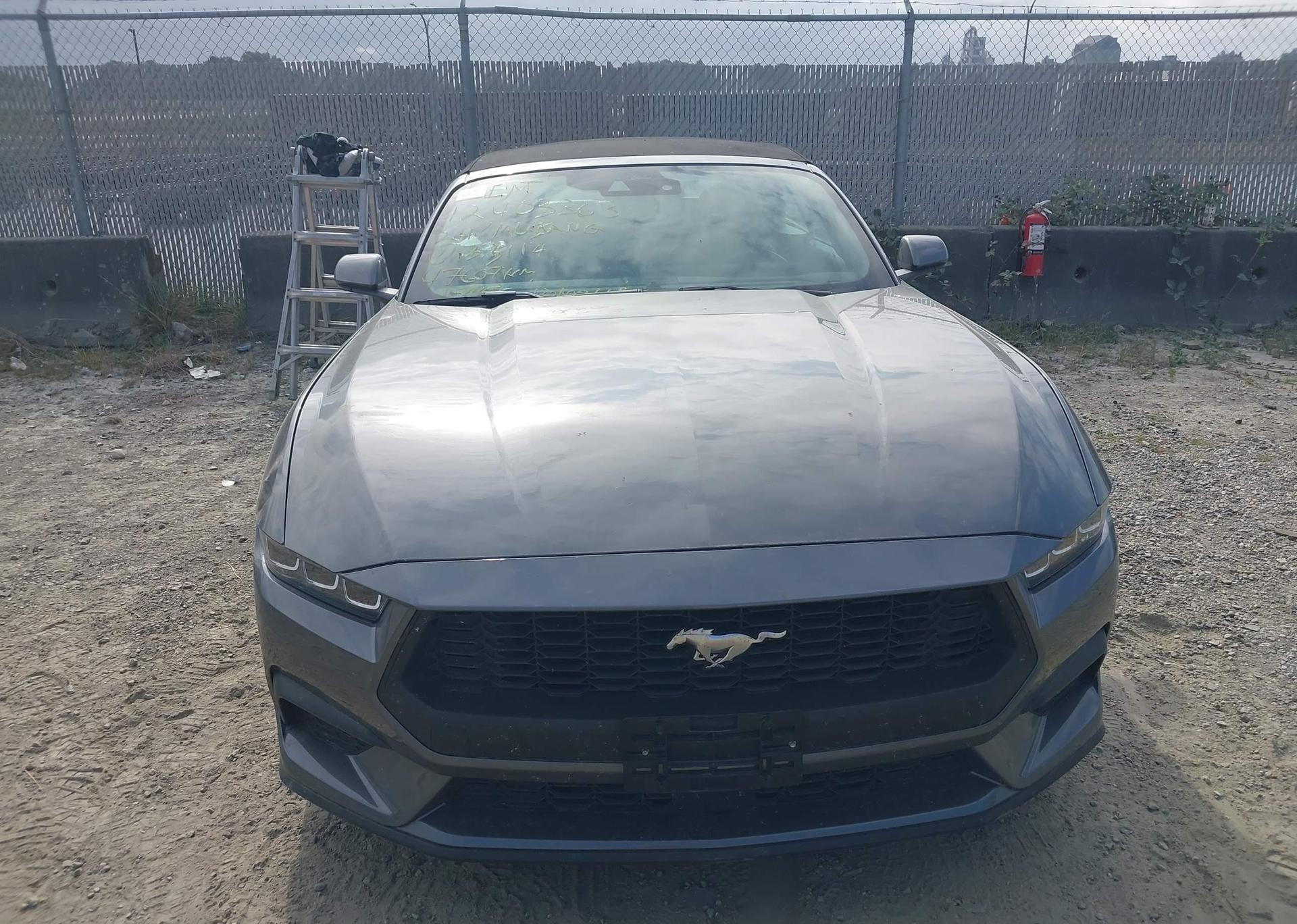 2024 FORD MUSTANG