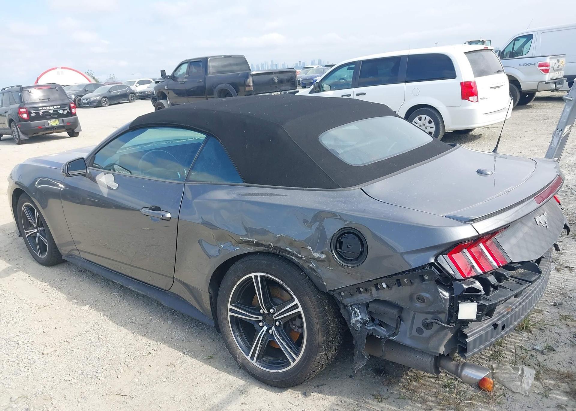 2024 FORD MUSTANG