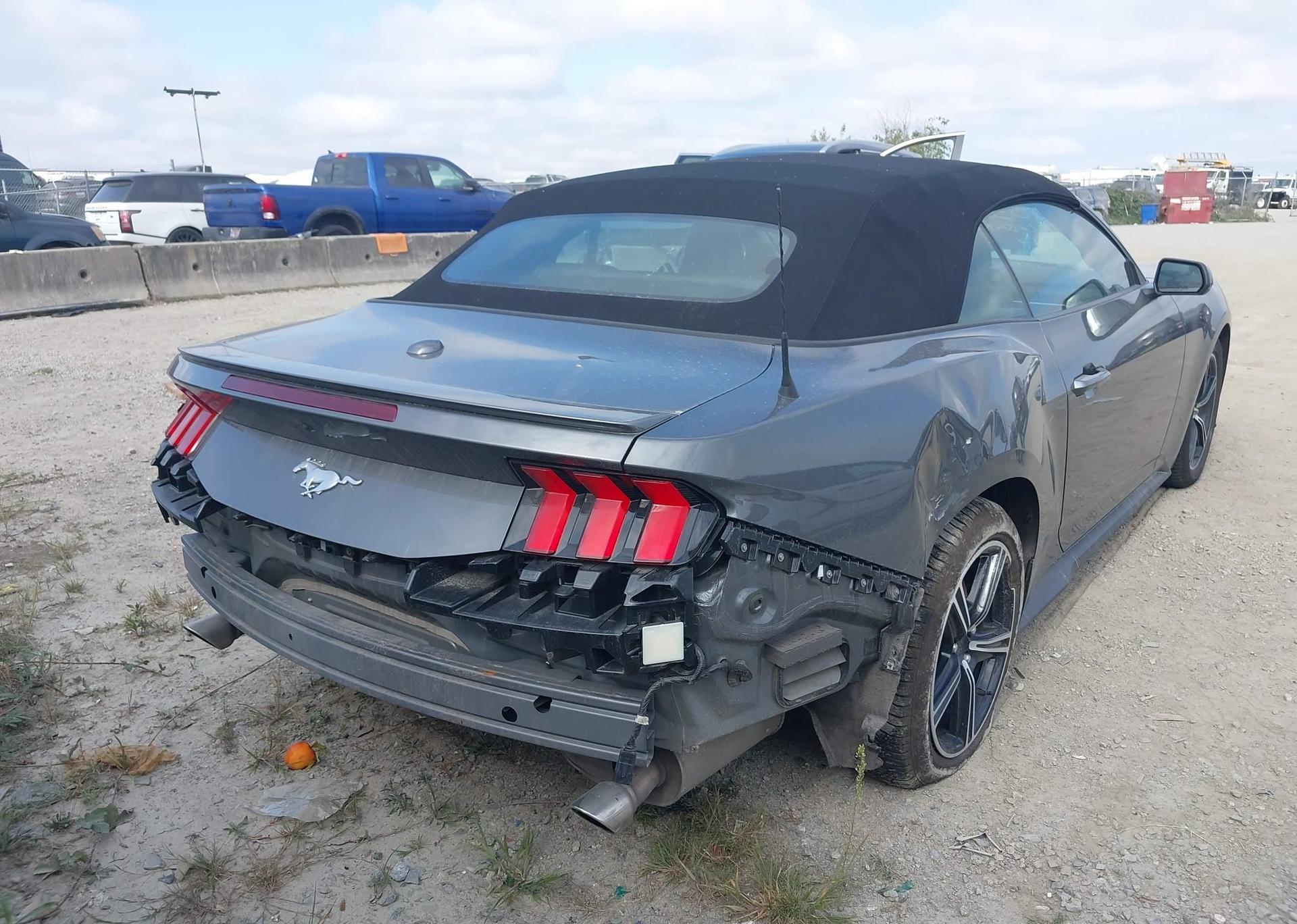 2024 FORD MUSTANG