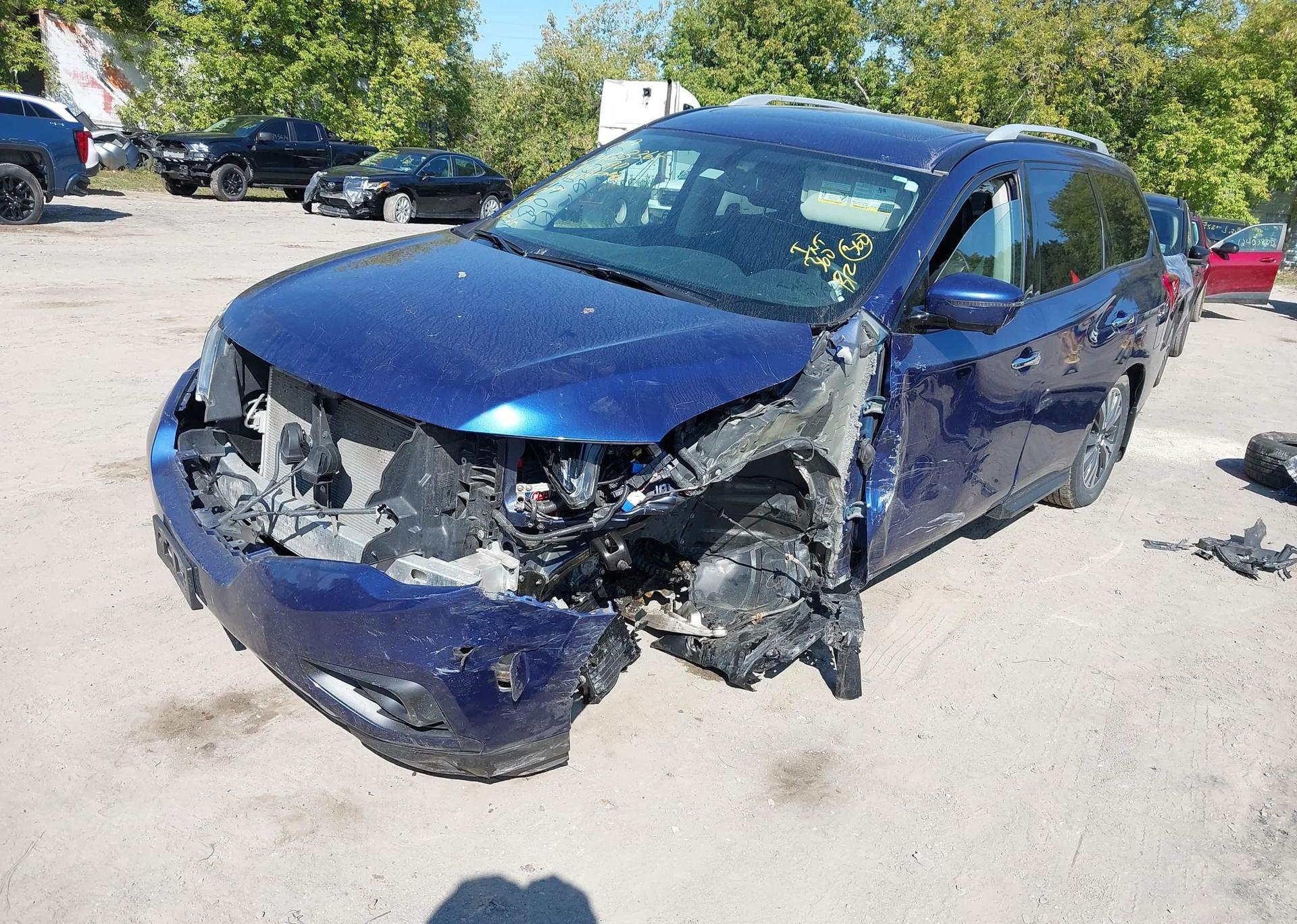 2017 NISSAN PATHFINDER S