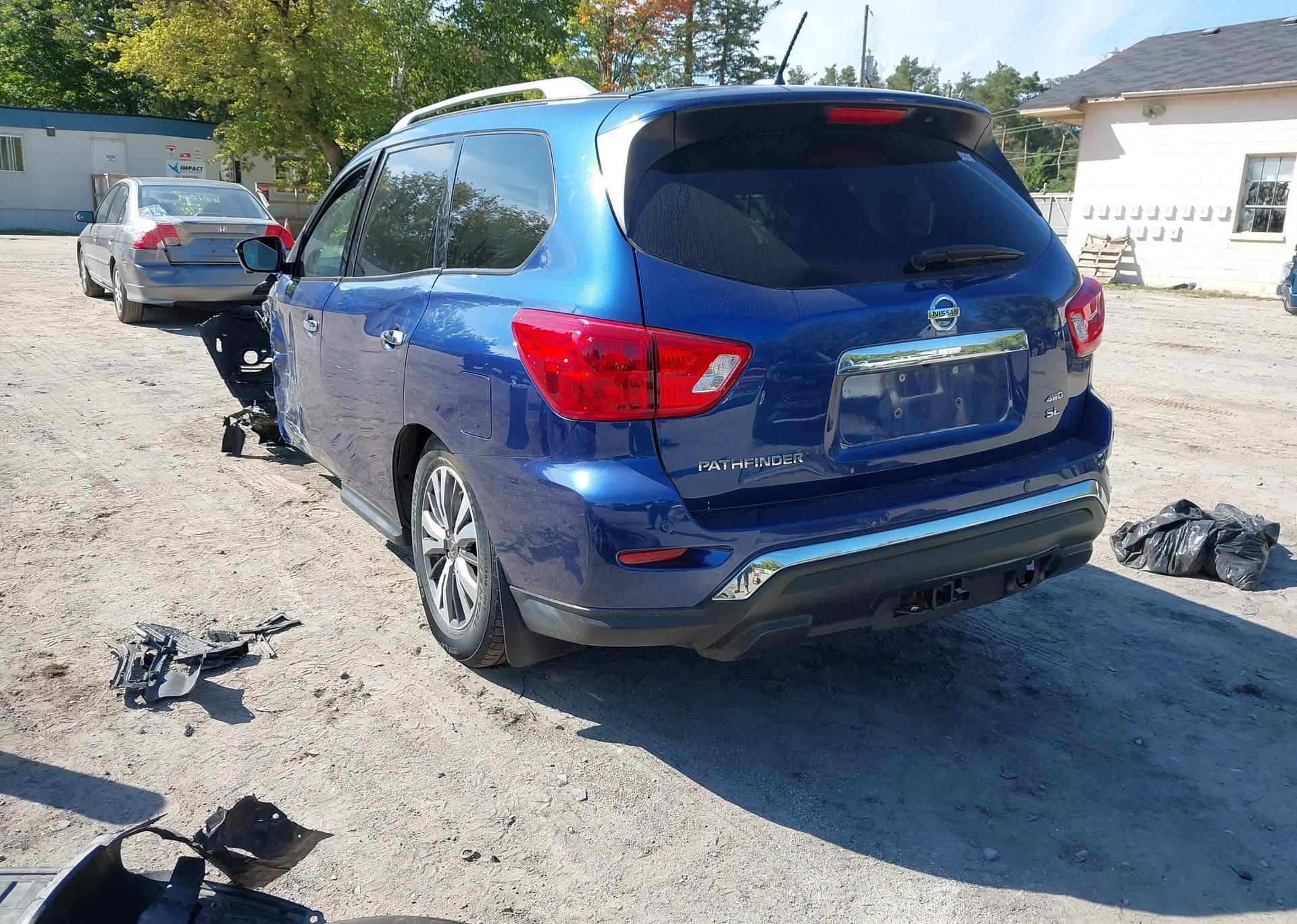 2017 NISSAN PATHFINDER S