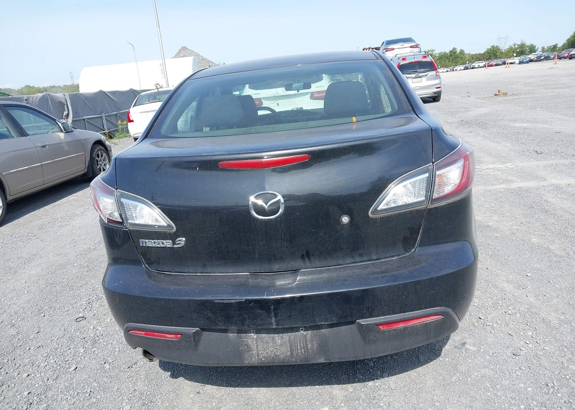 2010 MAZDA MAZDA3 GS