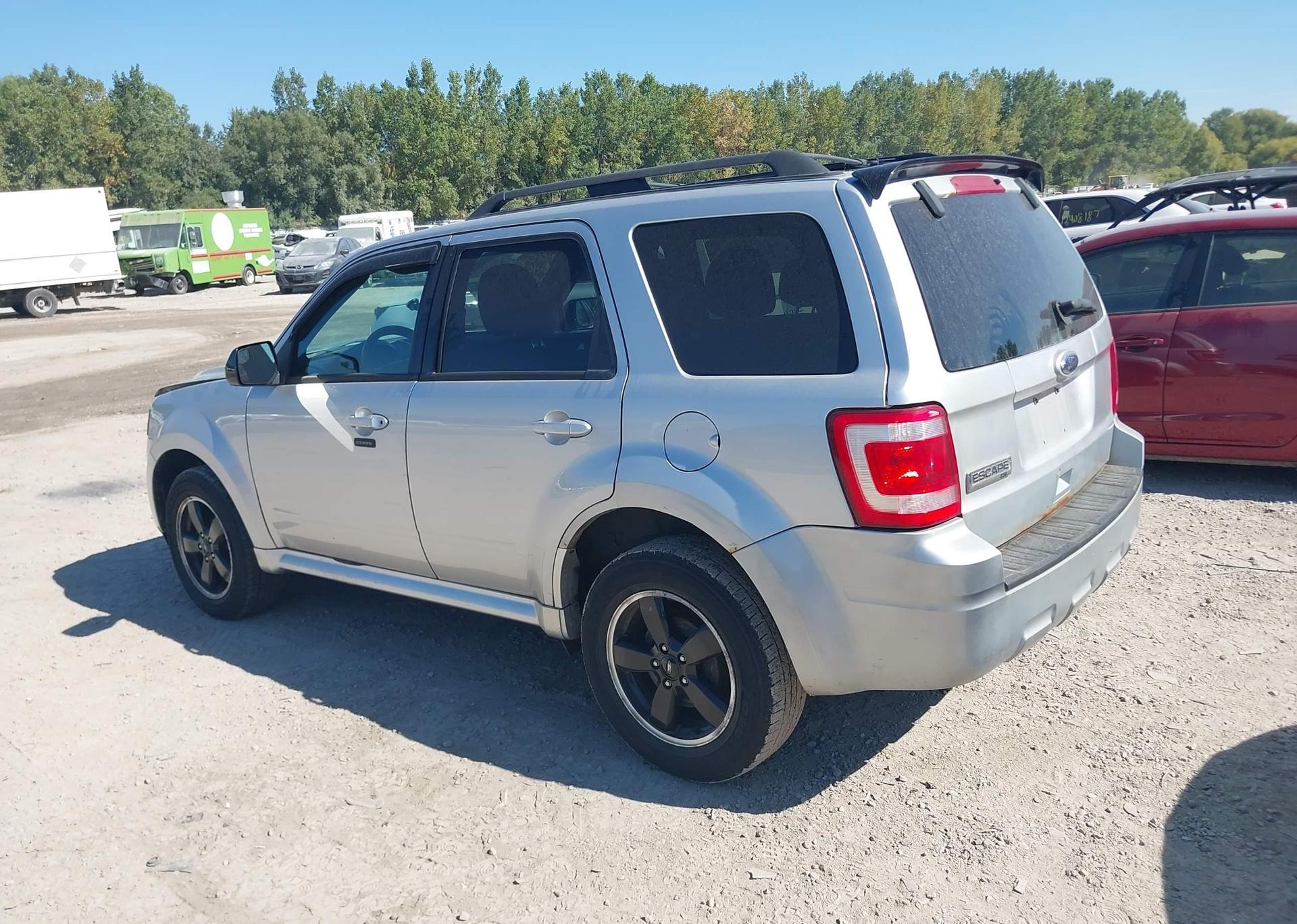 2010 FORD ESCAPE XLT AUTOMATIC