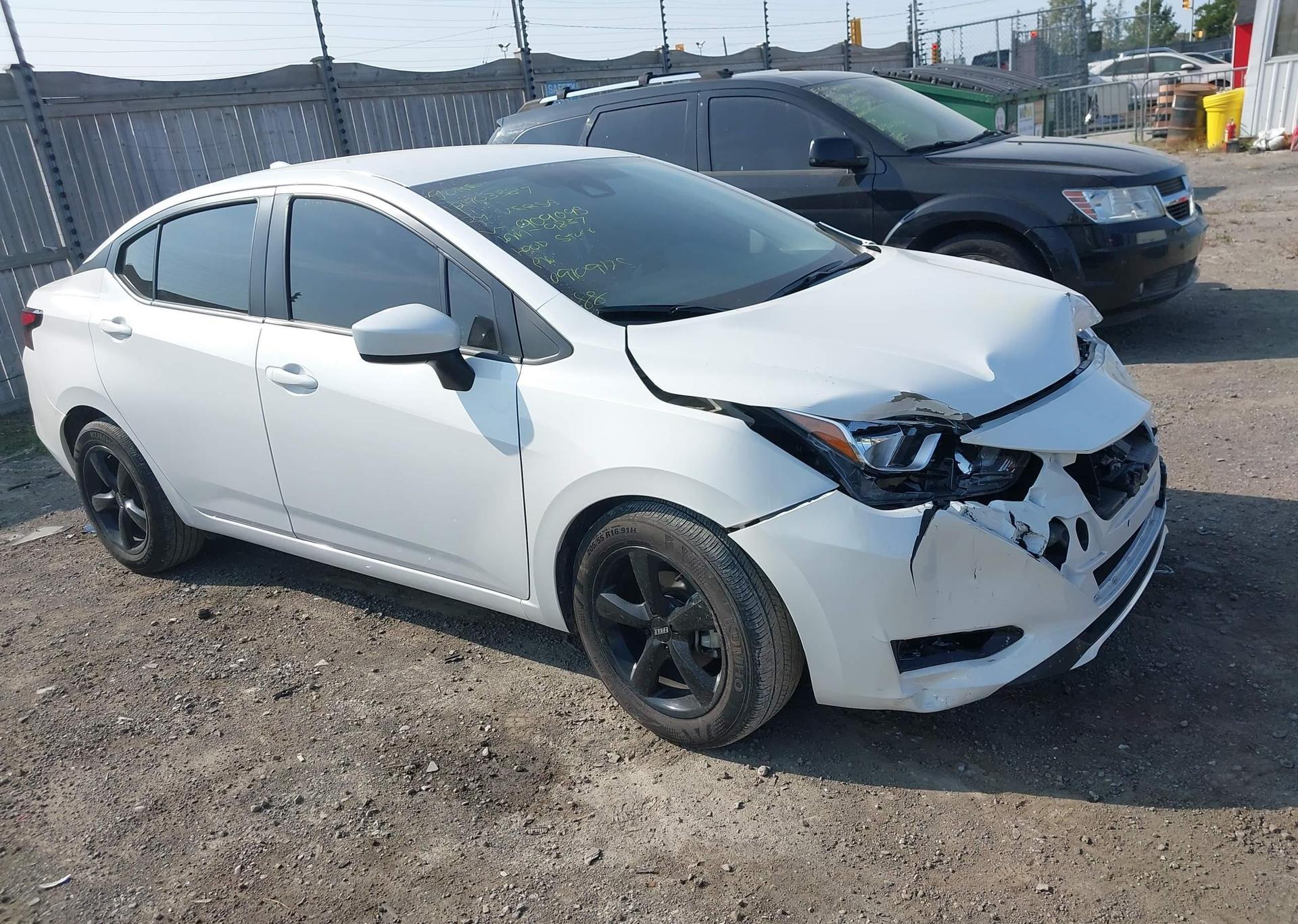 2024 NISSAN VERSA SV