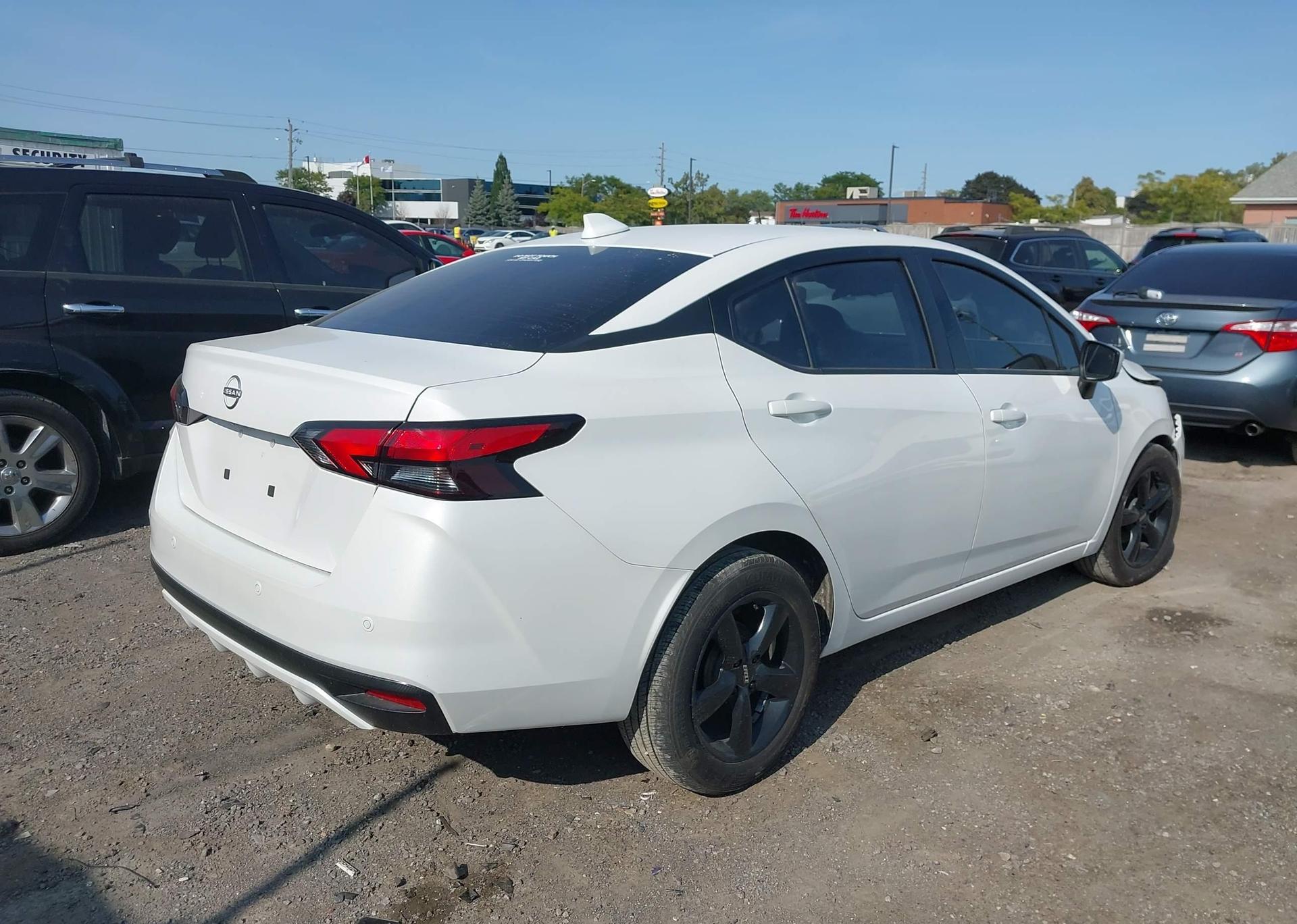 2024 NISSAN VERSA SV