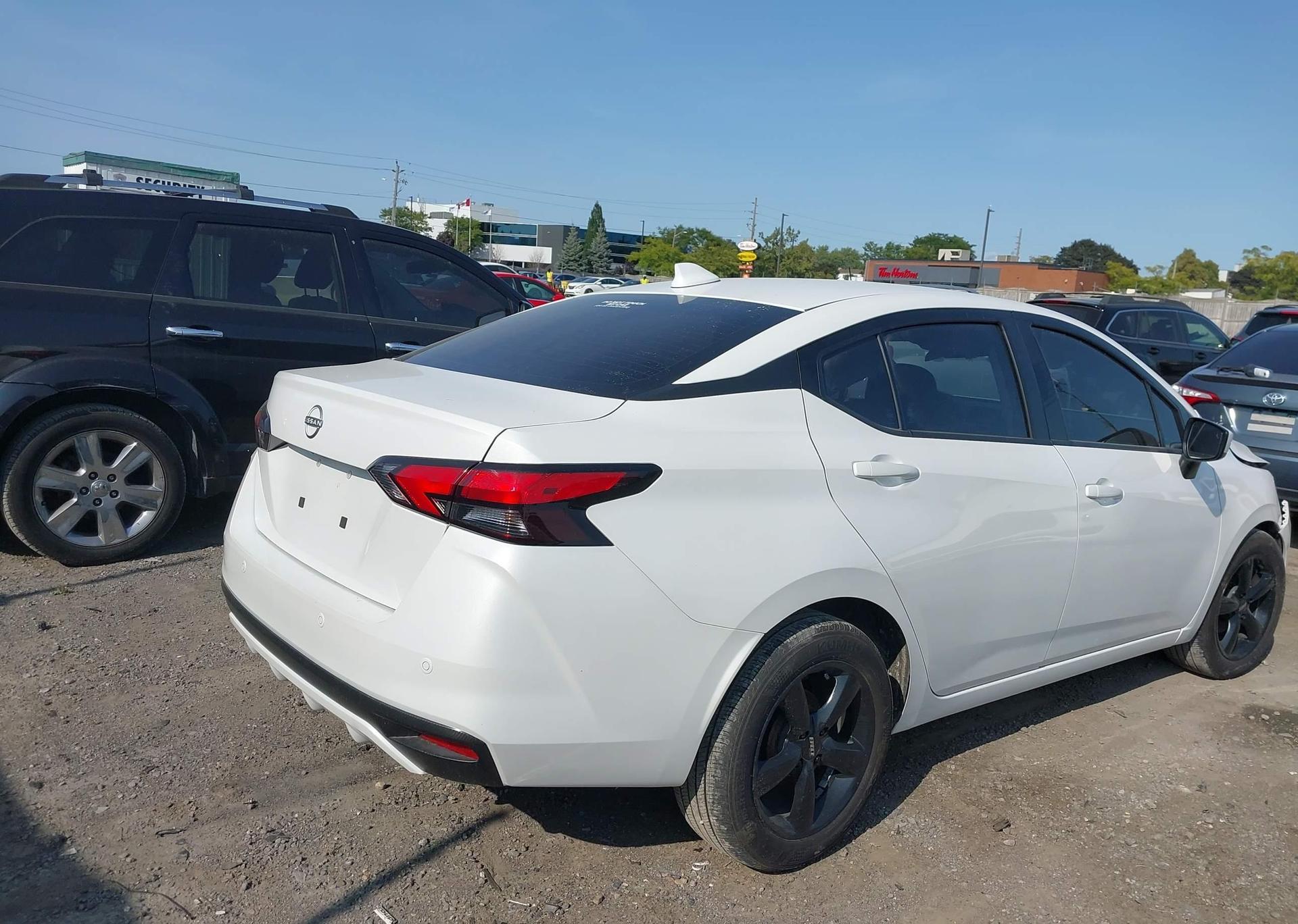 2024 NISSAN VERSA SV