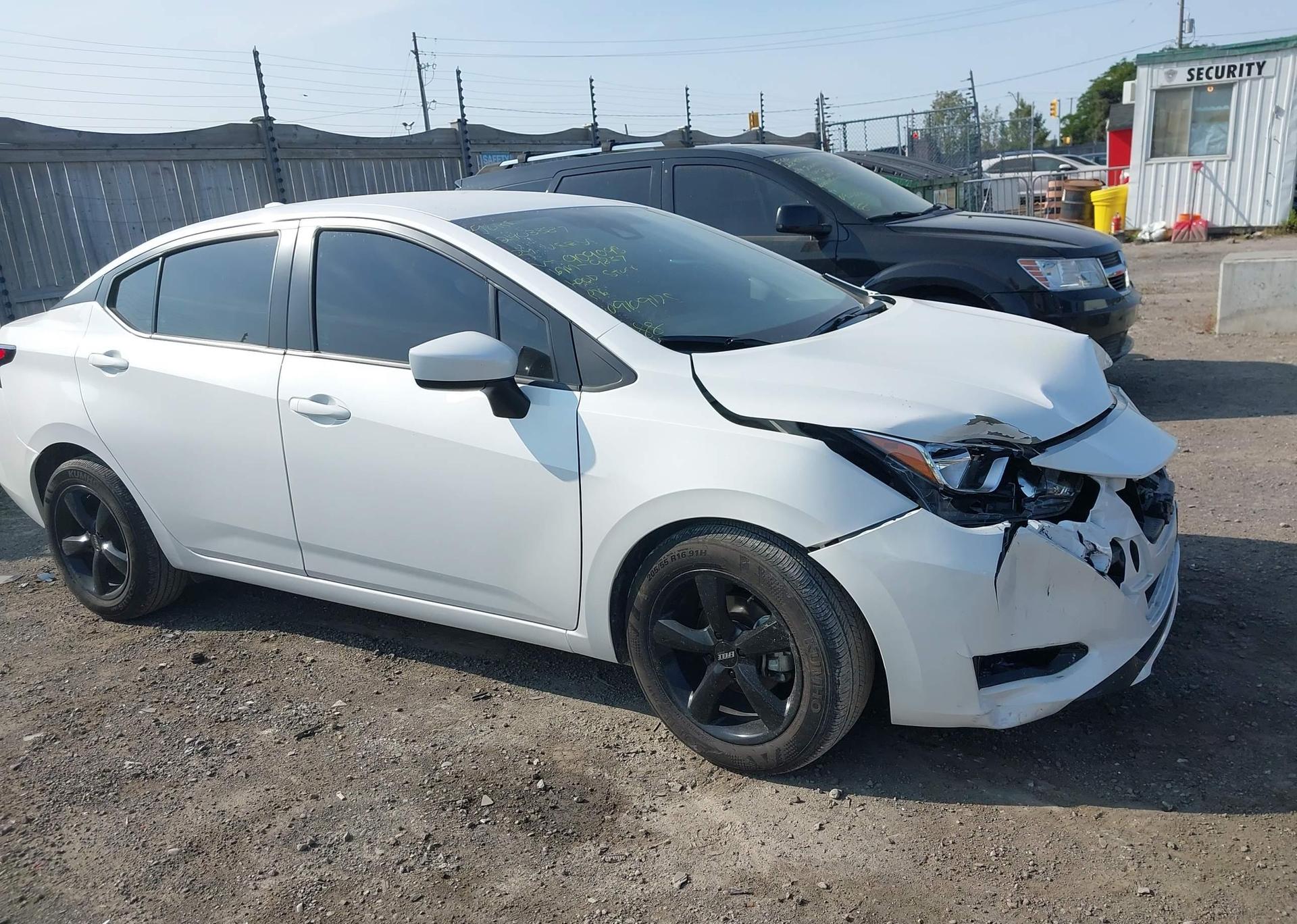 2024 NISSAN VERSA SV