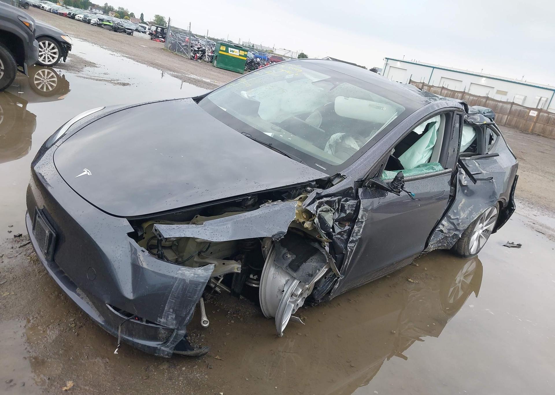 2023 TESLA MODEL Y LONG RANGE