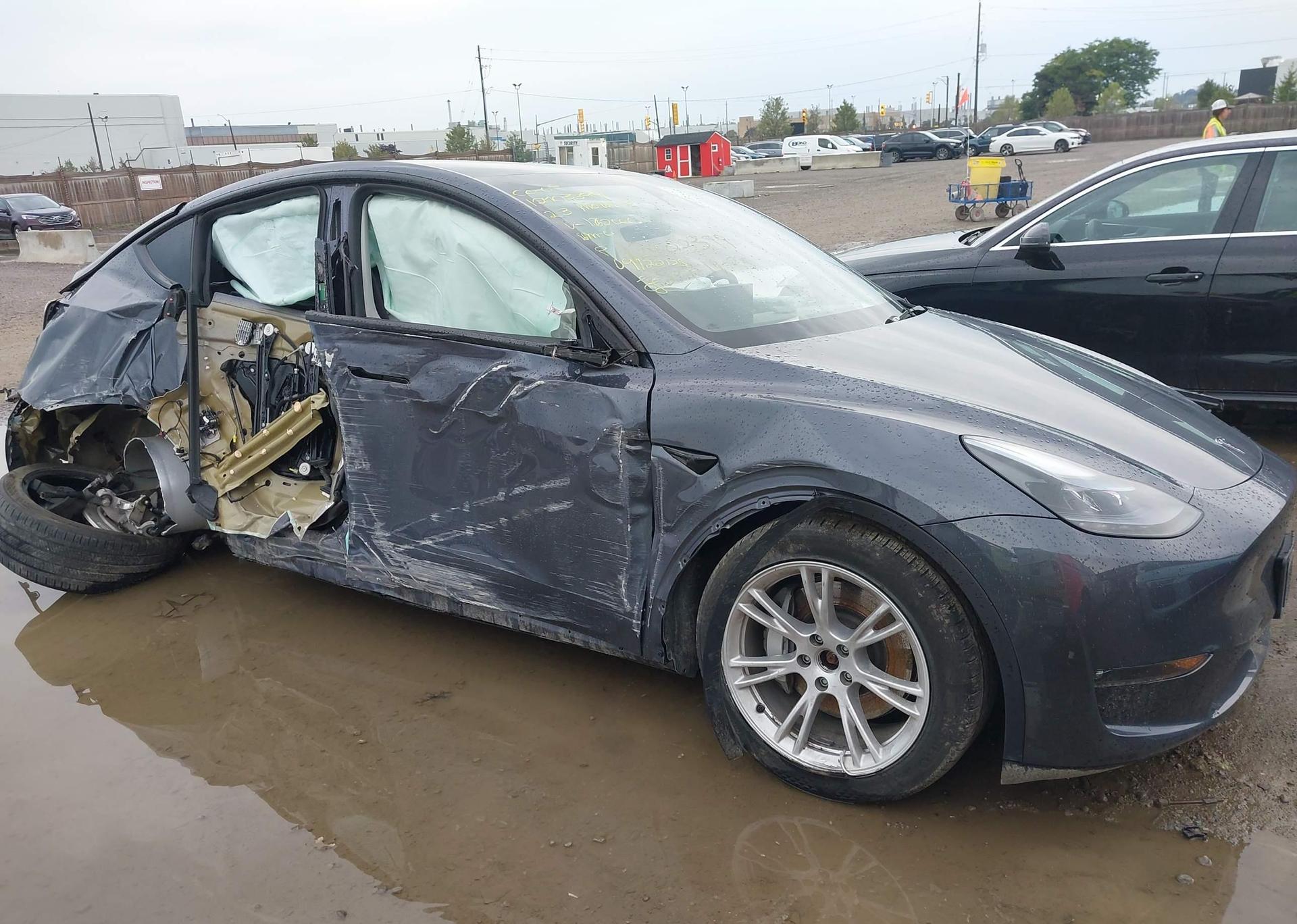 2023 TESLA MODEL Y LONG RANGE