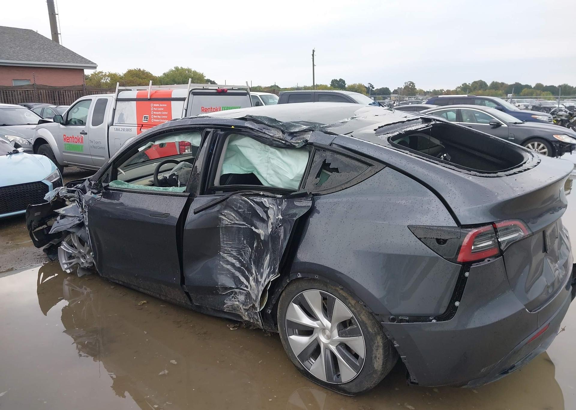 2023 TESLA MODEL Y LONG RANGE