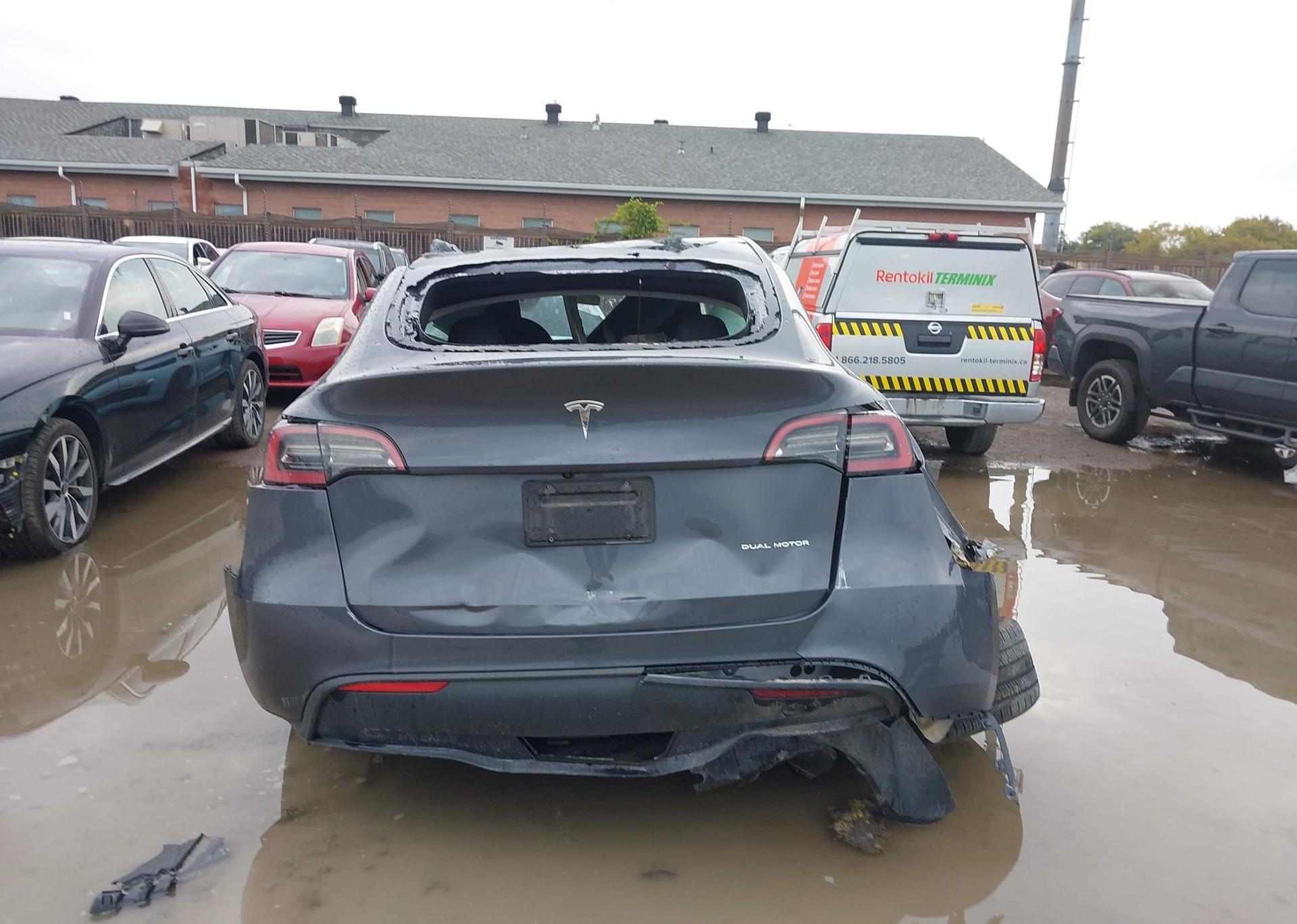 2023 TESLA MODEL Y LONG RANGE
