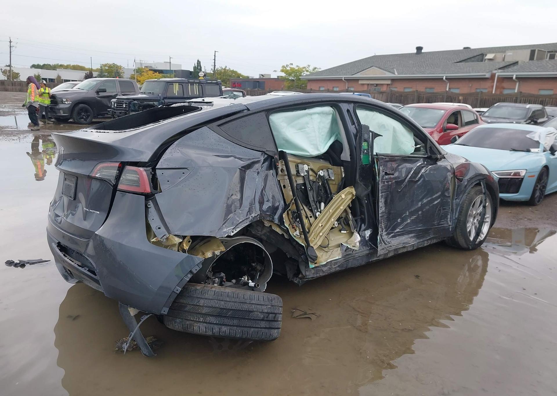 2023 TESLA MODEL Y LONG RANGE