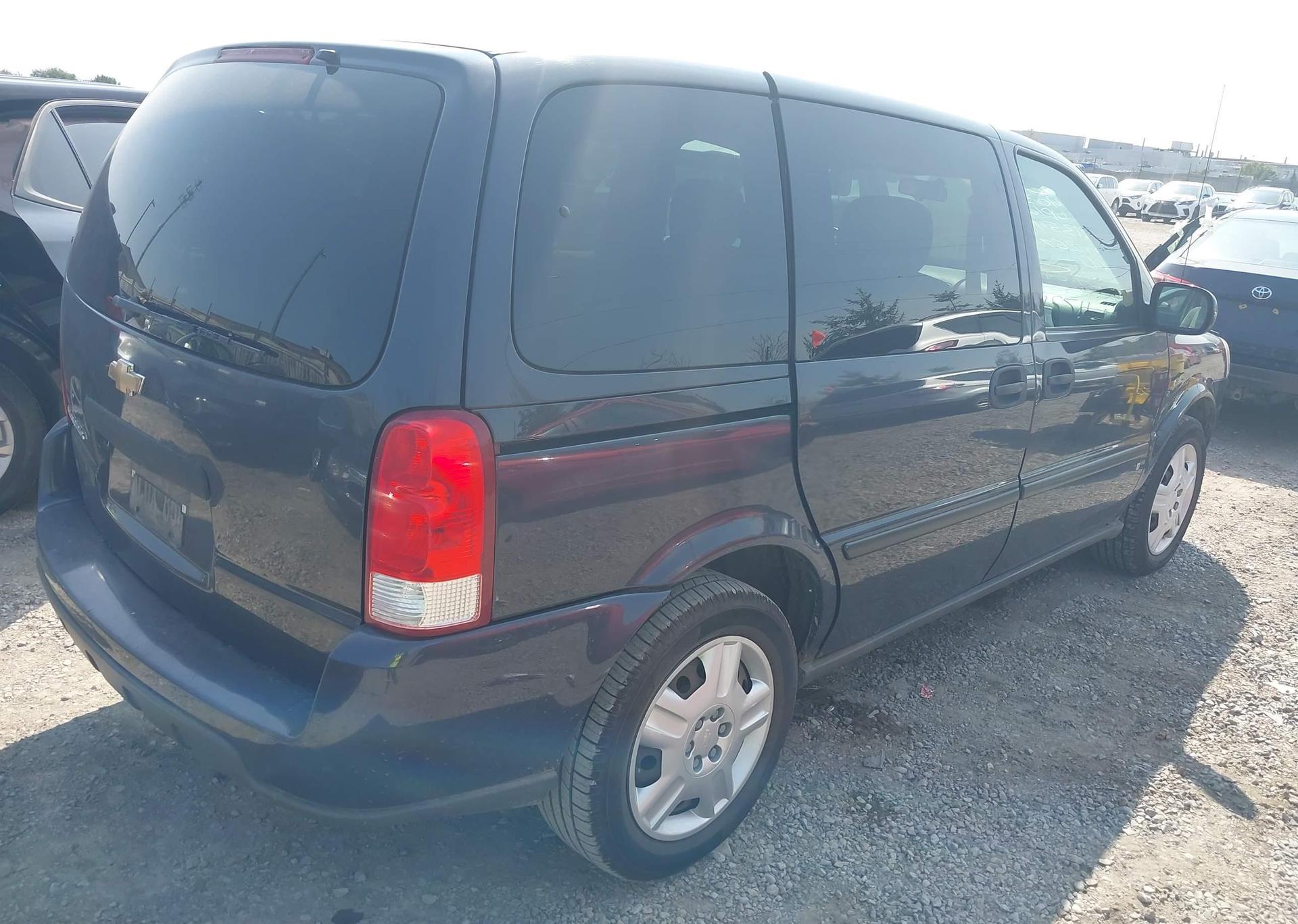 2009 CHEVROLET UPLANDER LS