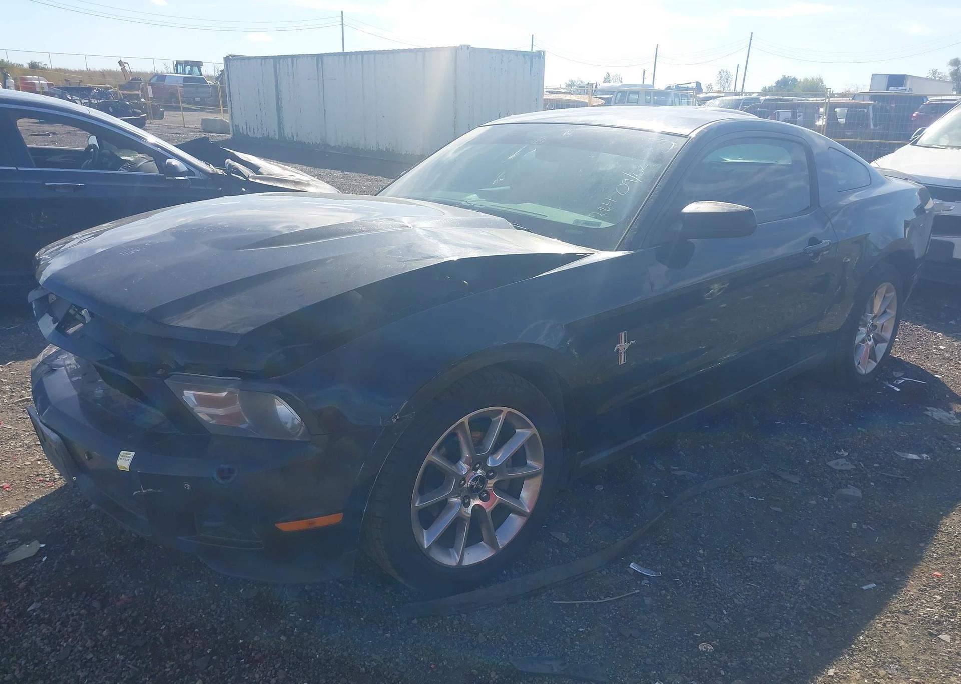 2010 FORD MUSTANG