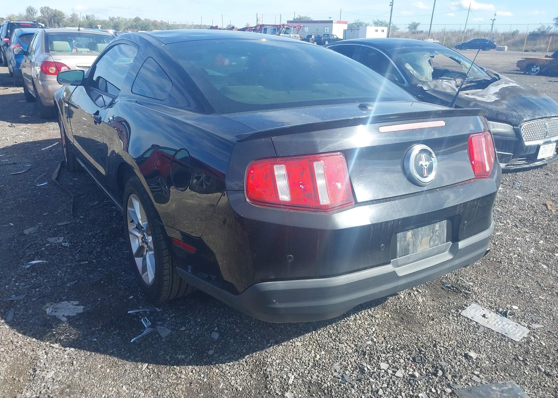 2010 FORD MUSTANG