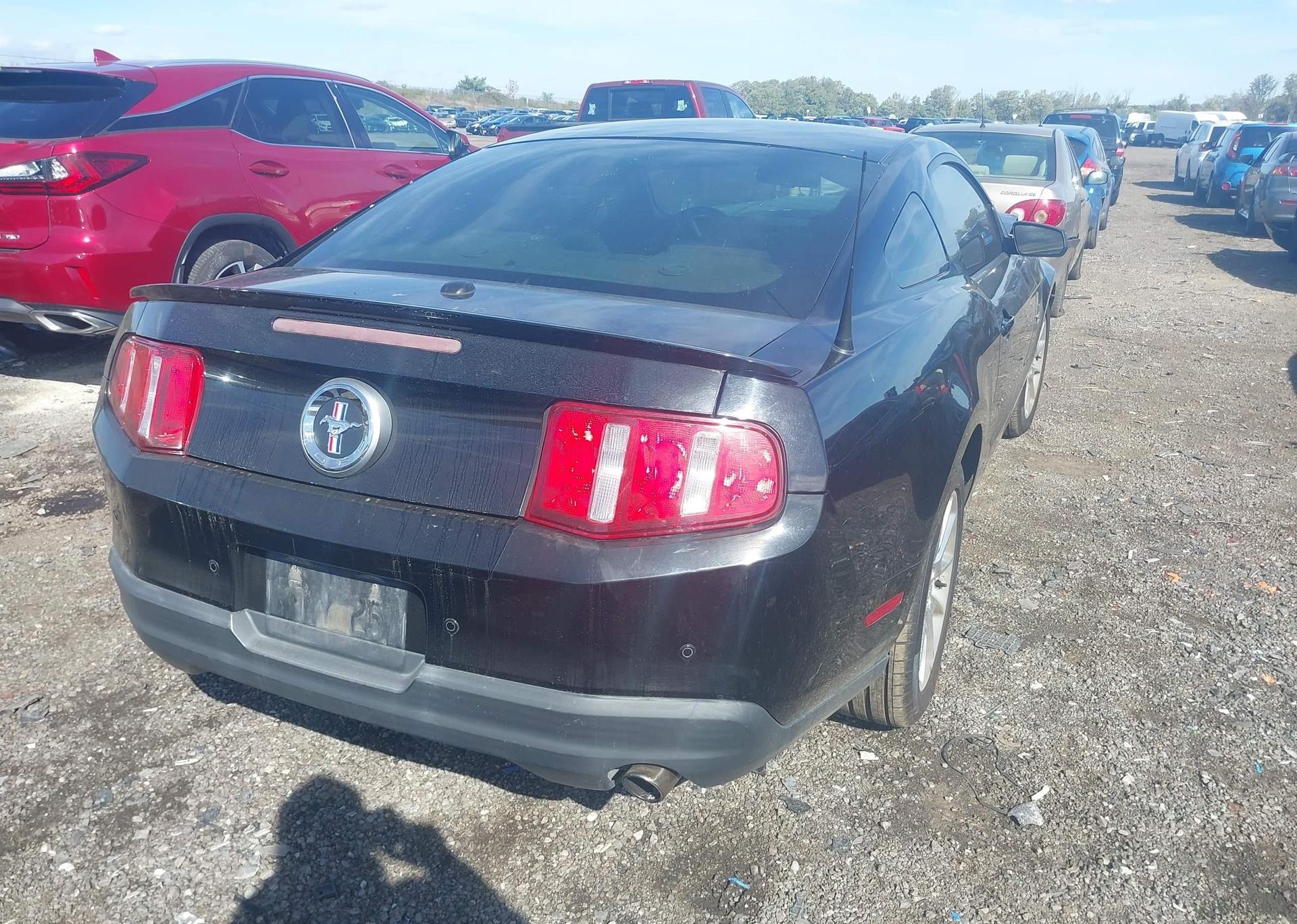 2010 FORD MUSTANG