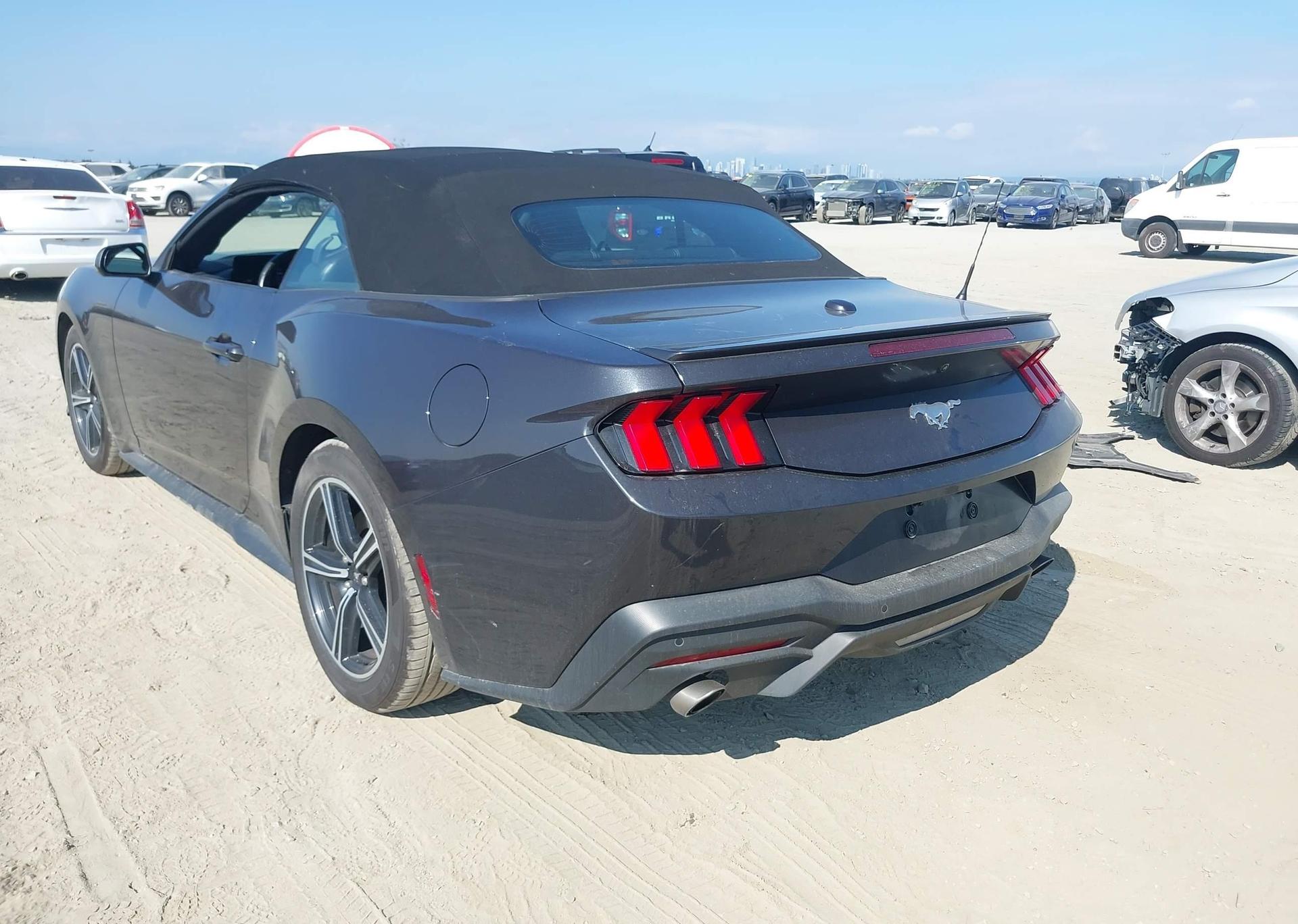 2024 FORD MUSTANG