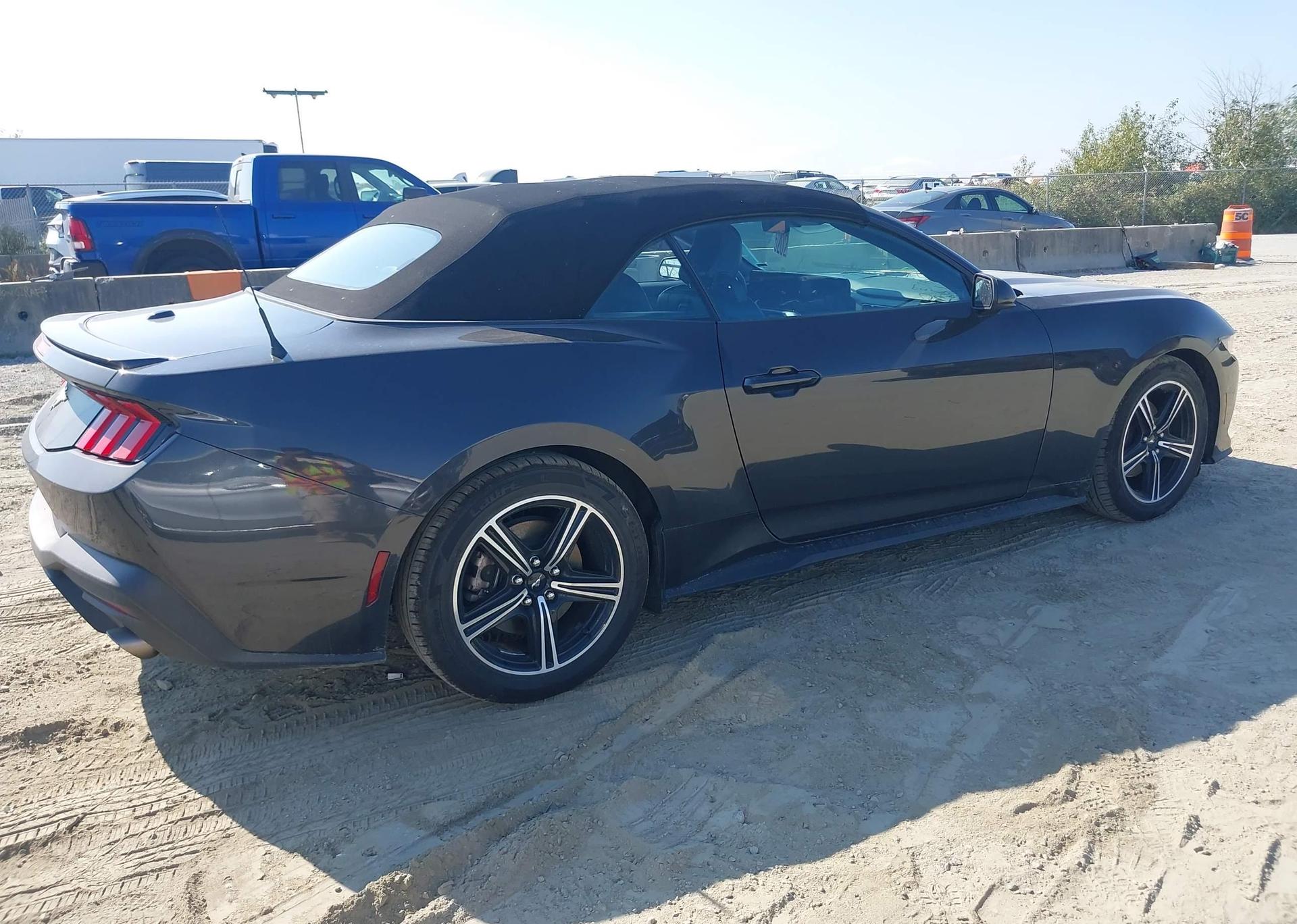 2024 FORD MUSTANG