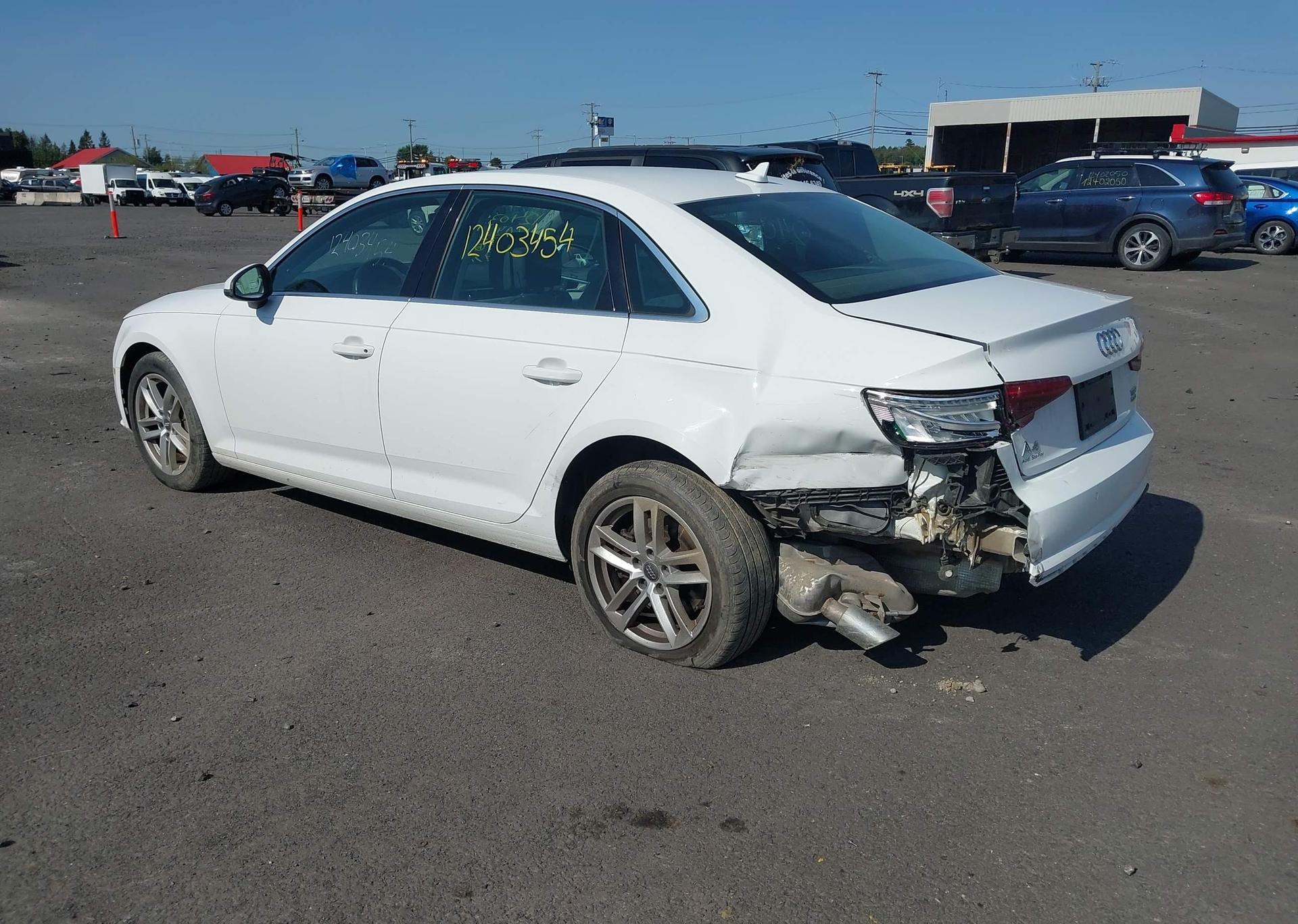 2017 AUDI A4 2.0T KOMFORT