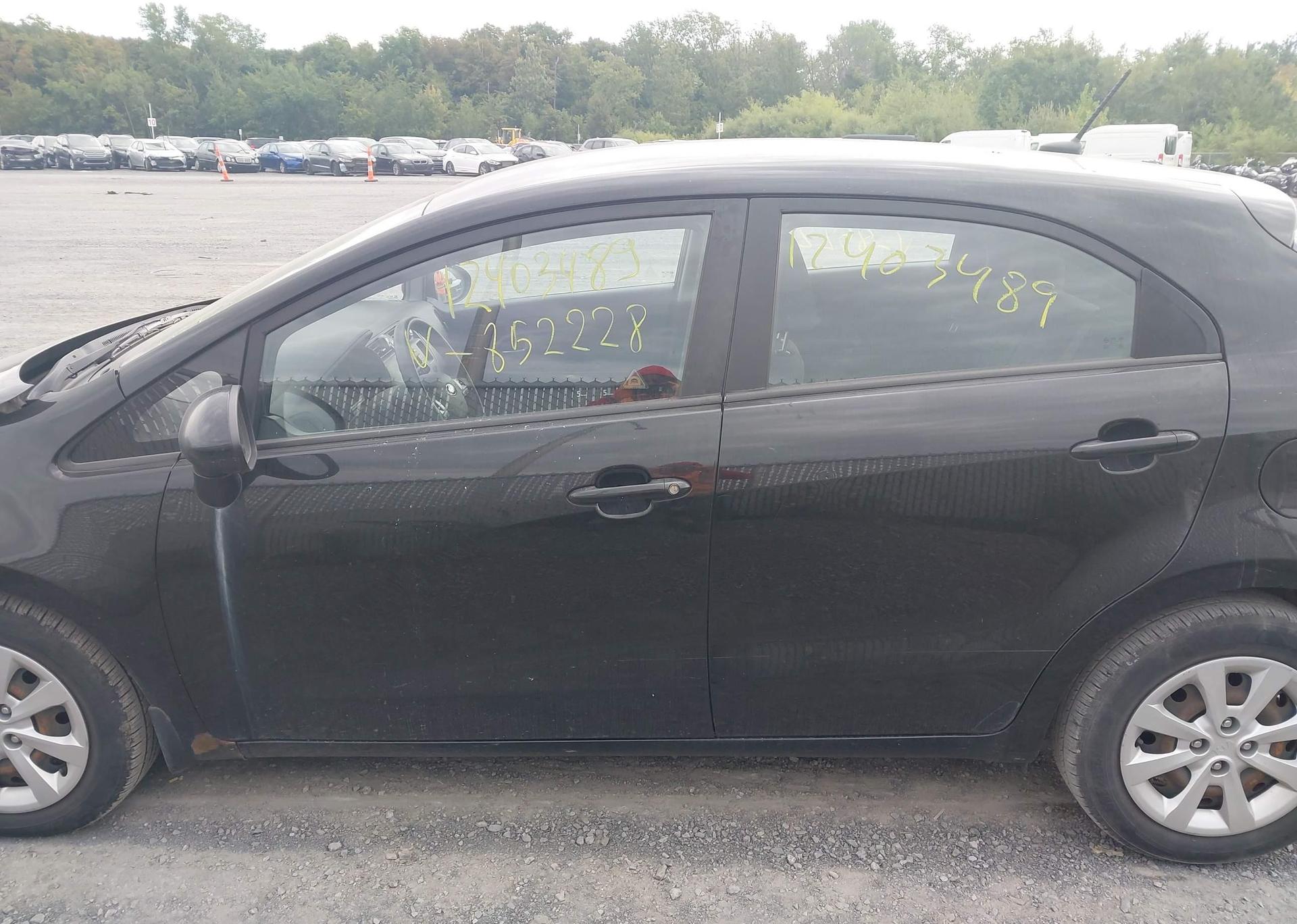 2013 KIA RIO EX
