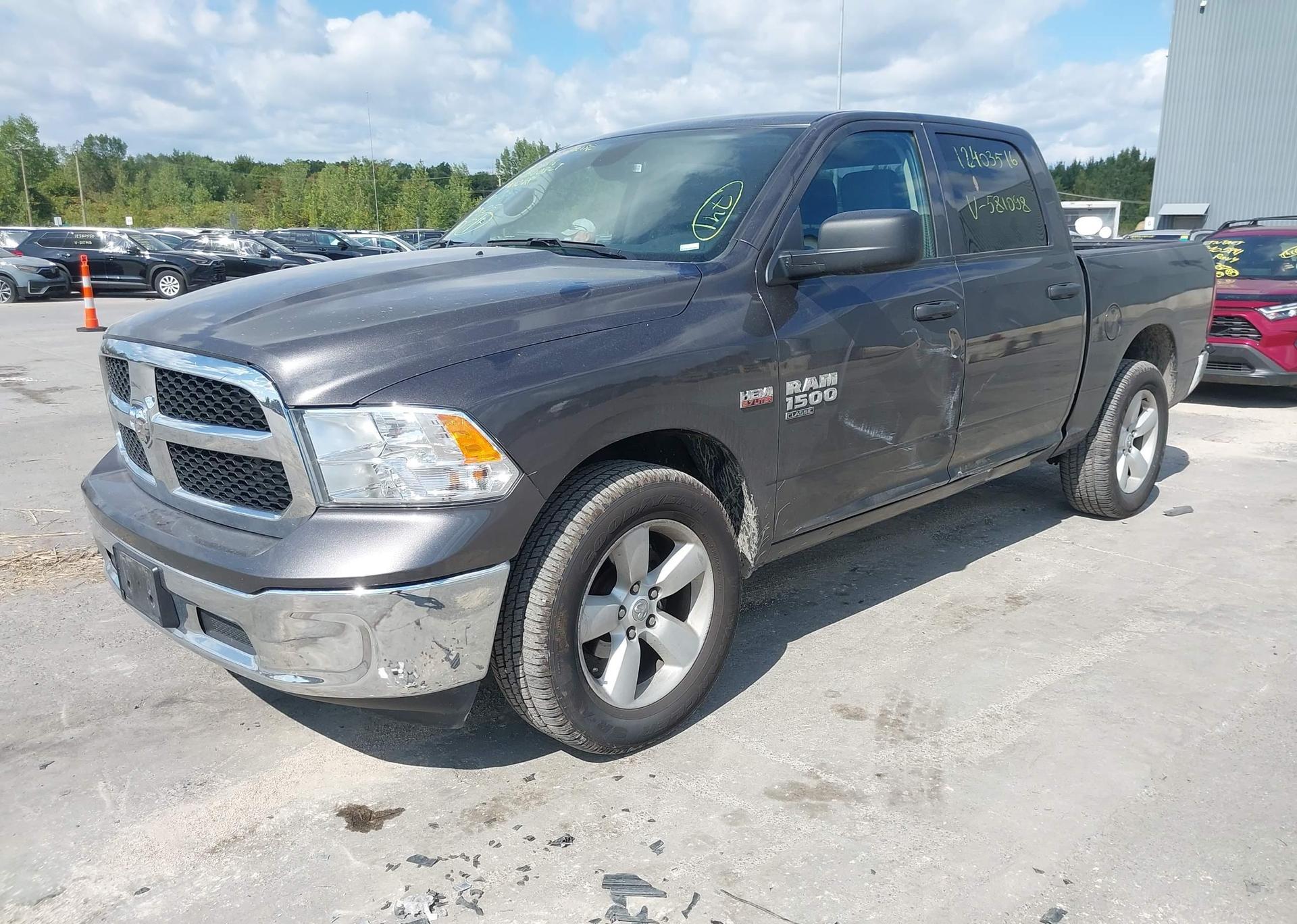 2023 RAM 1500 CLASSIC SLT