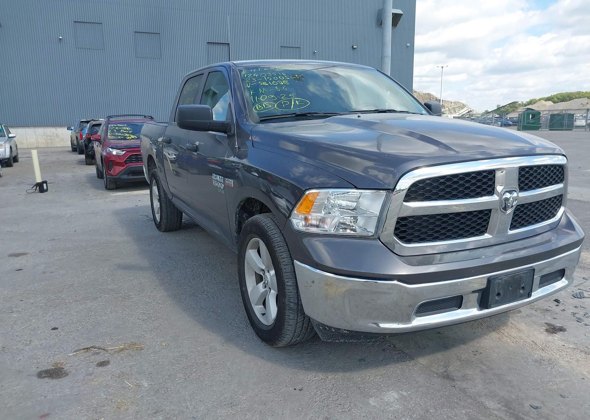 2023 RAM 1500 CLASSIC SLT