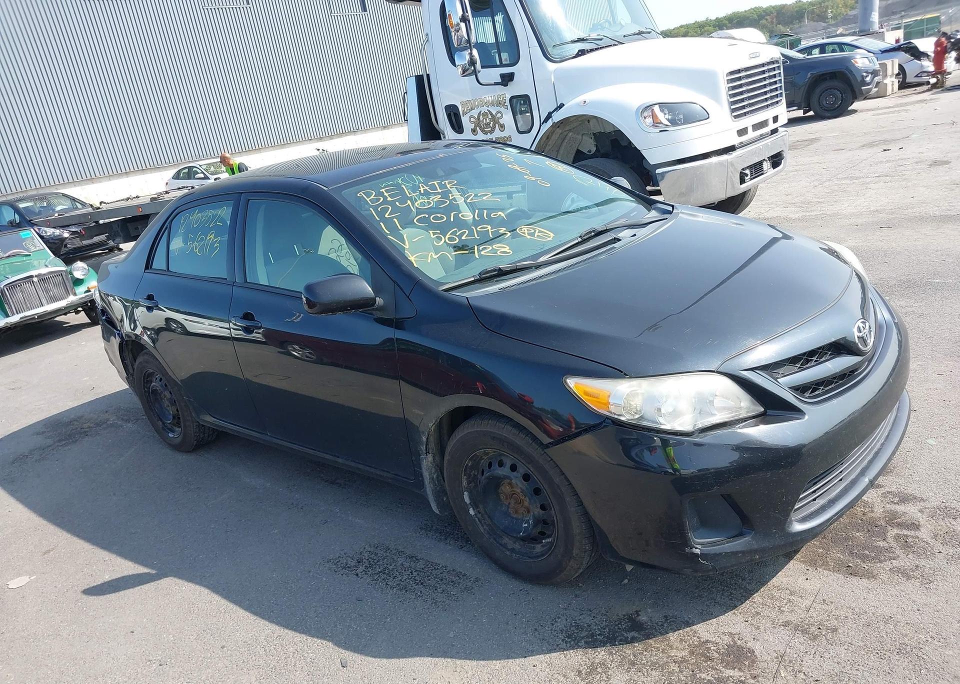 2011 TOYOTA COROLLA