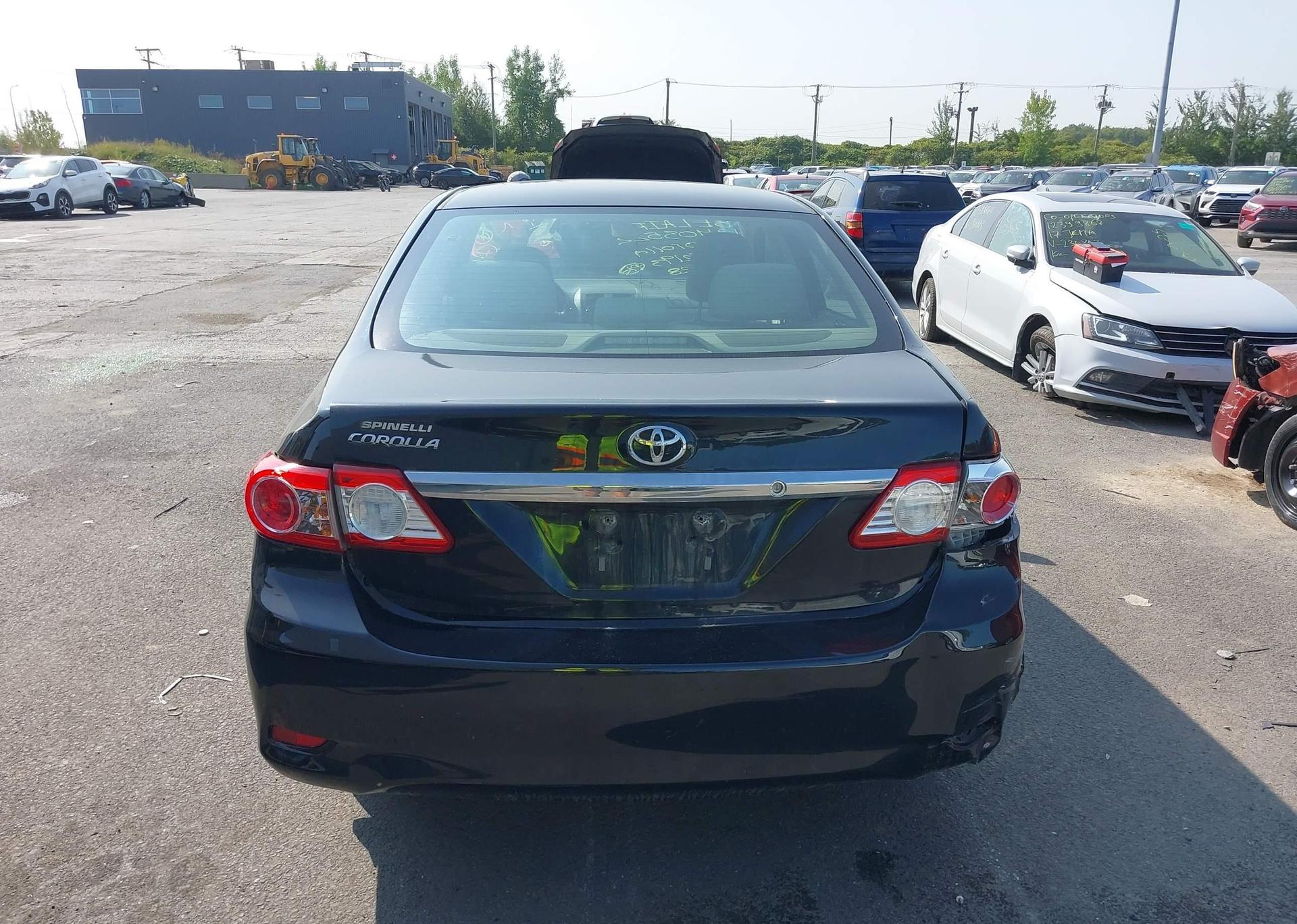 2011 TOYOTA COROLLA