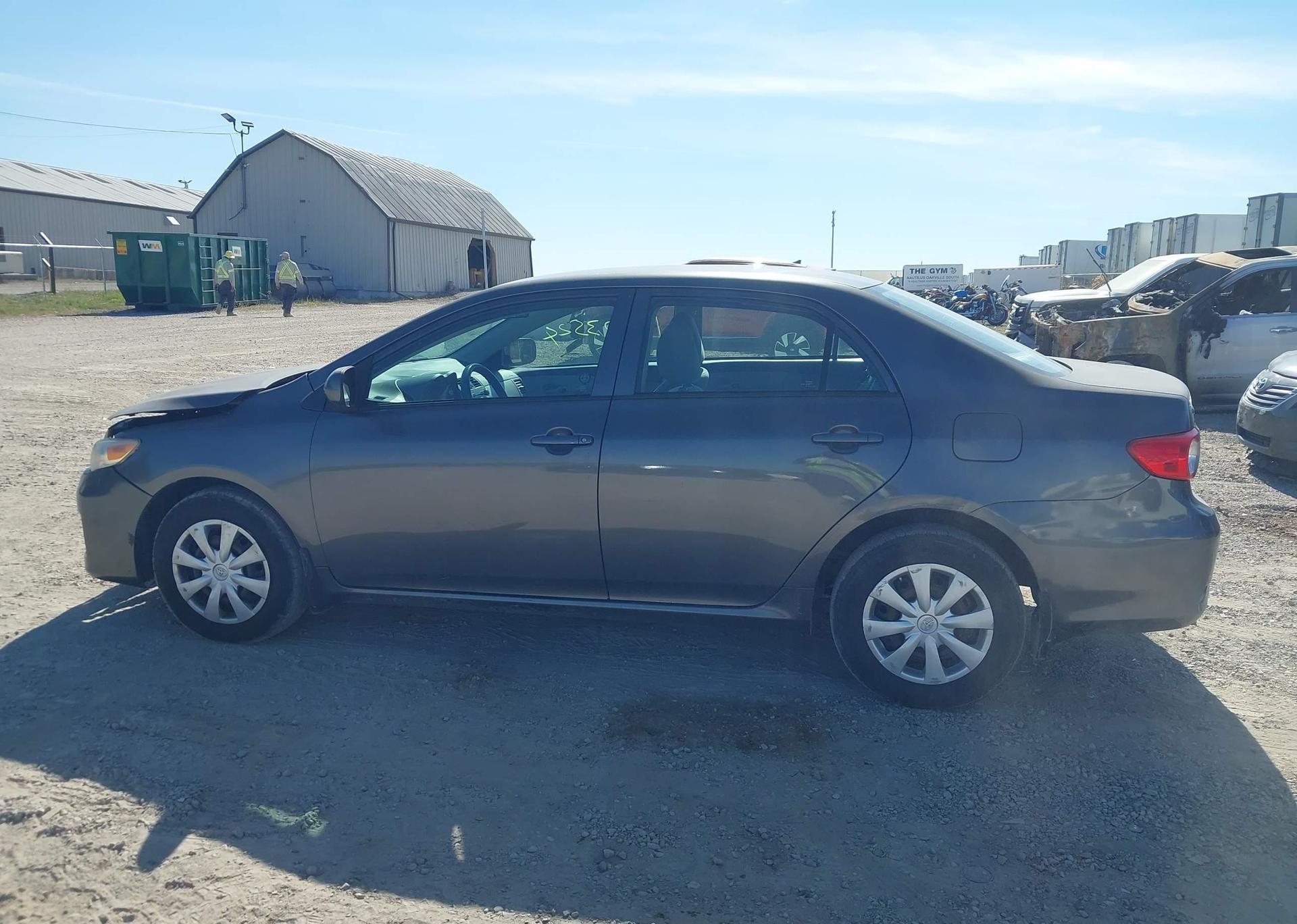 2011 TOYOTA COROLLA