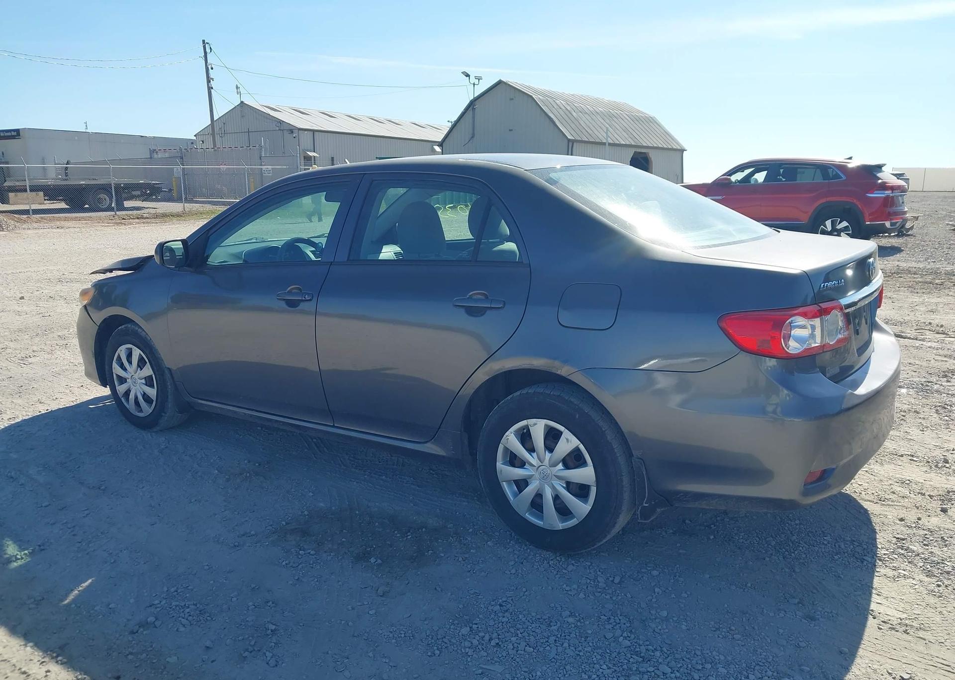 2011 TOYOTA COROLLA