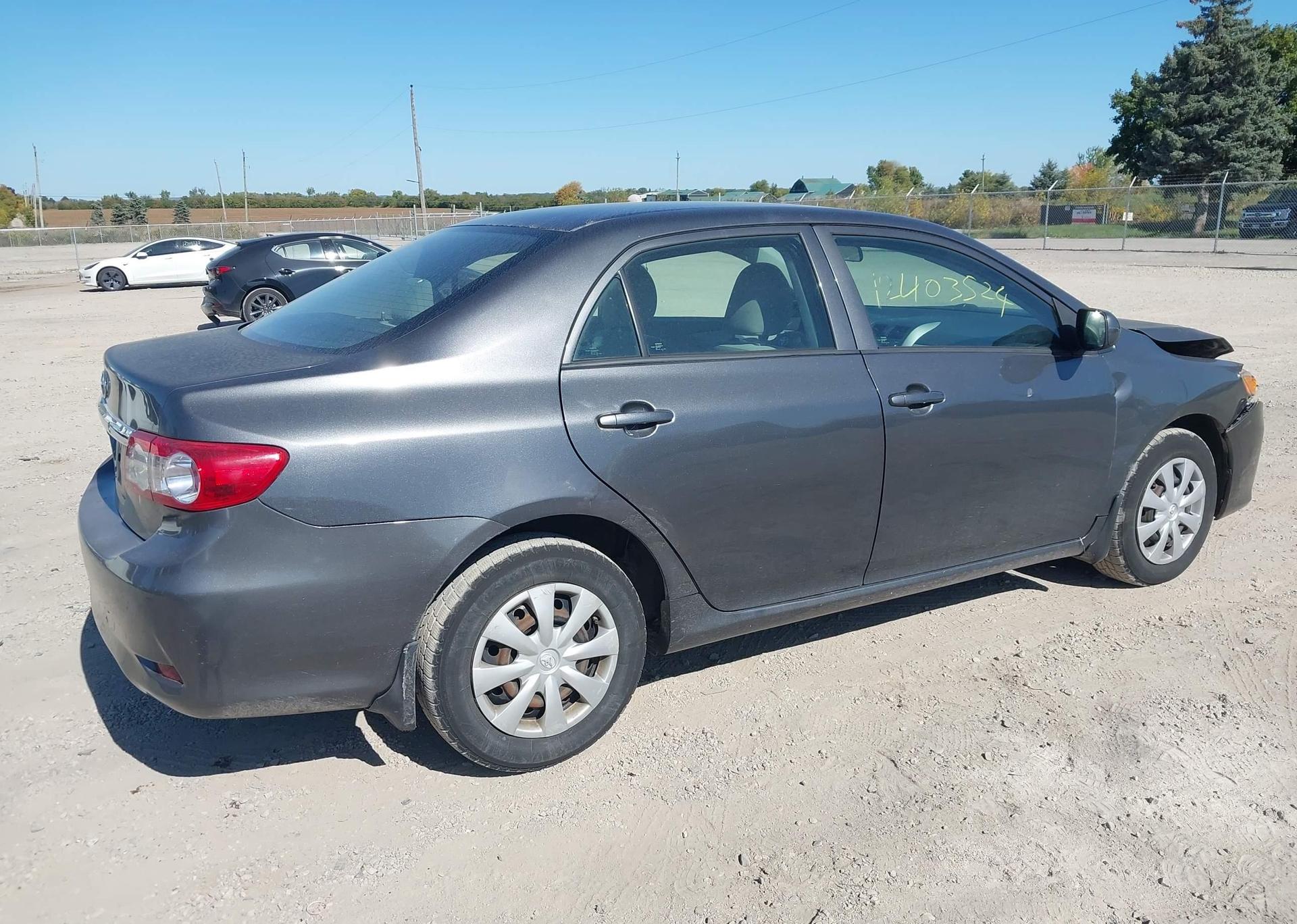 2011 TOYOTA COROLLA