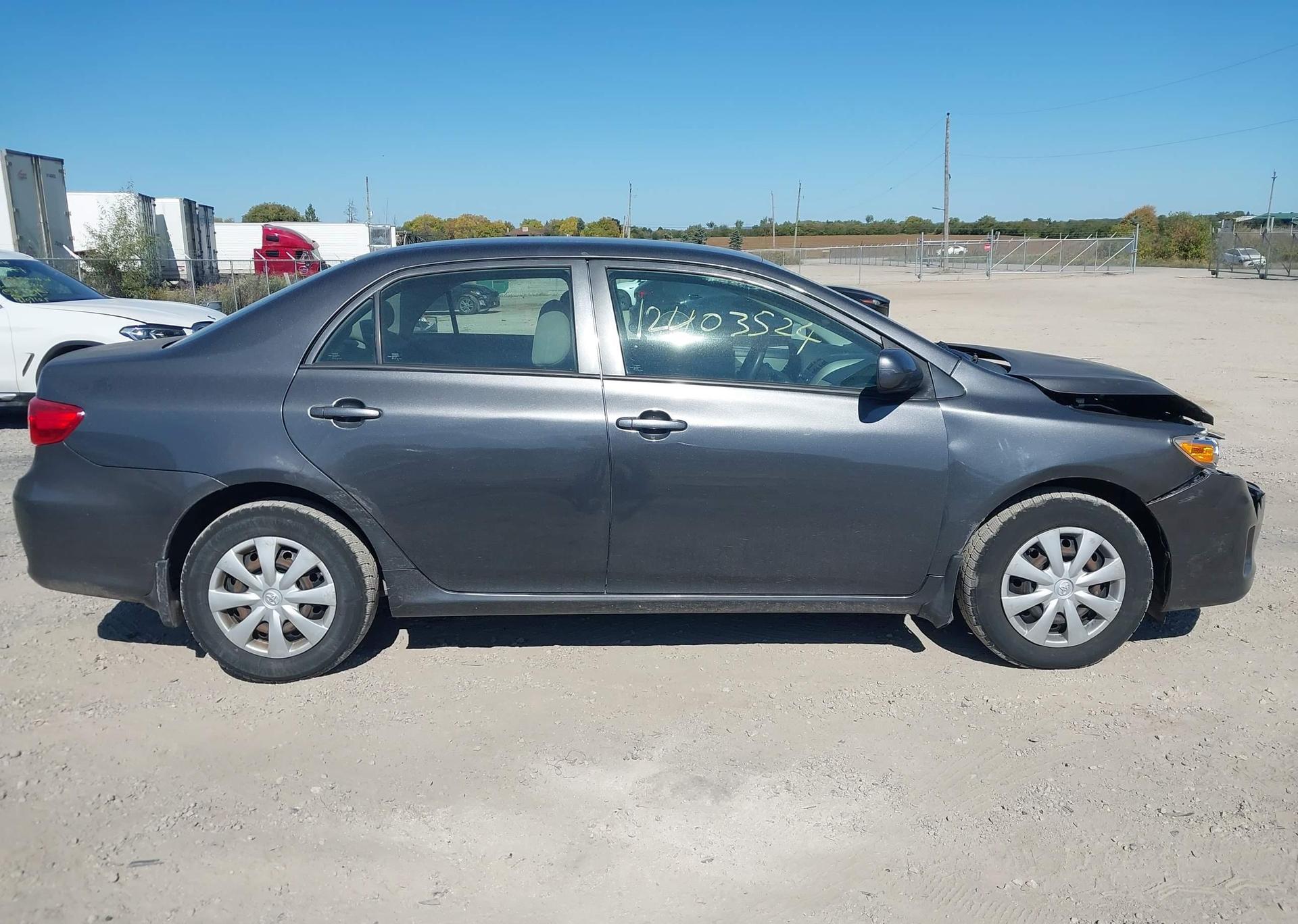 2011 TOYOTA COROLLA