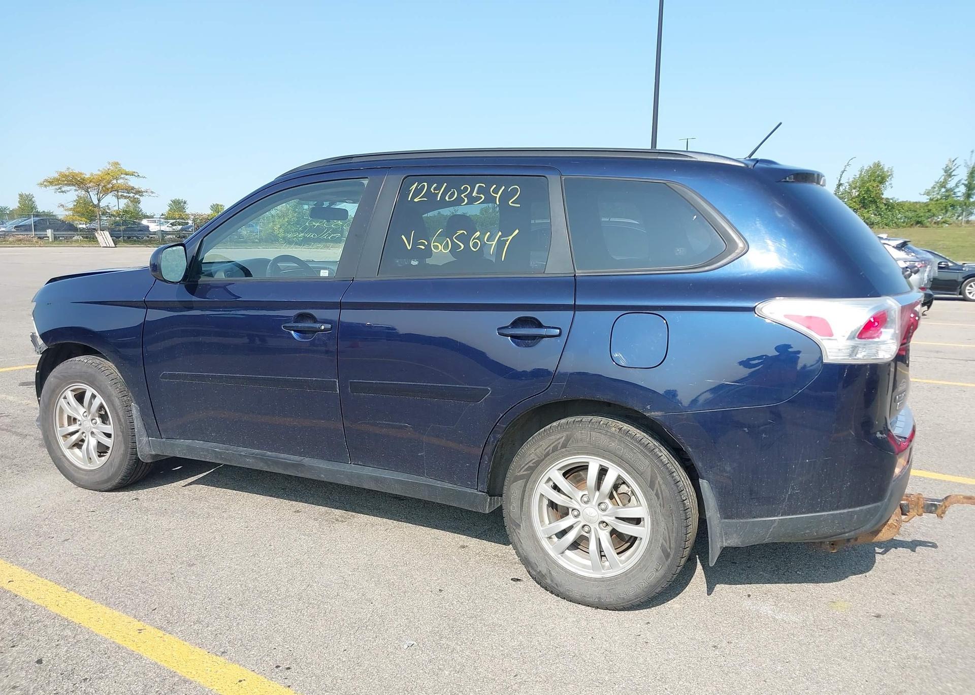 2014 MITSUBISHI outlander
