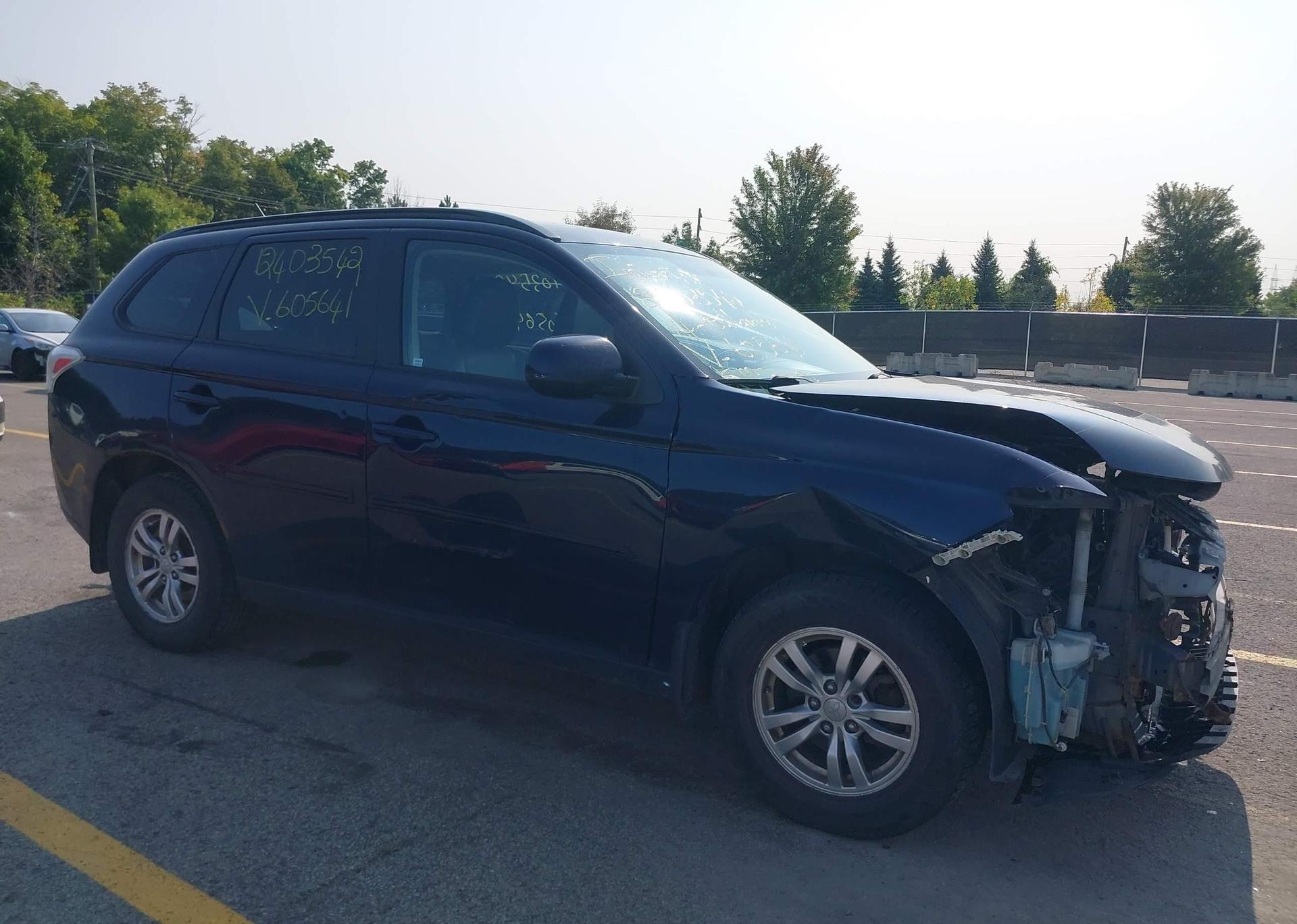 2014 MITSUBISHI outlander
