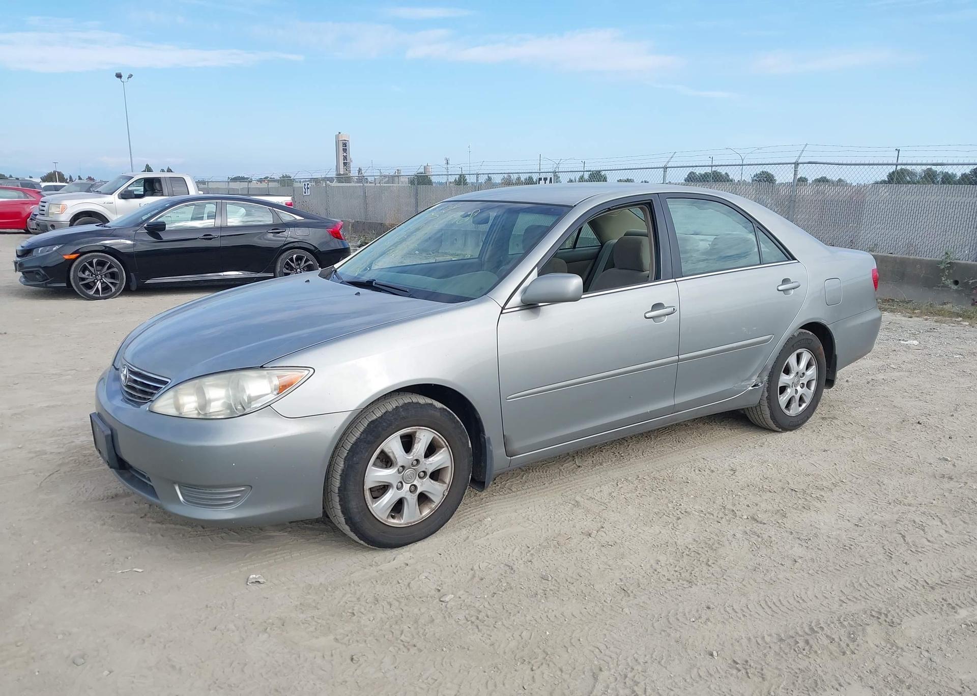 2005 TOYOTA CAMRY LE V6