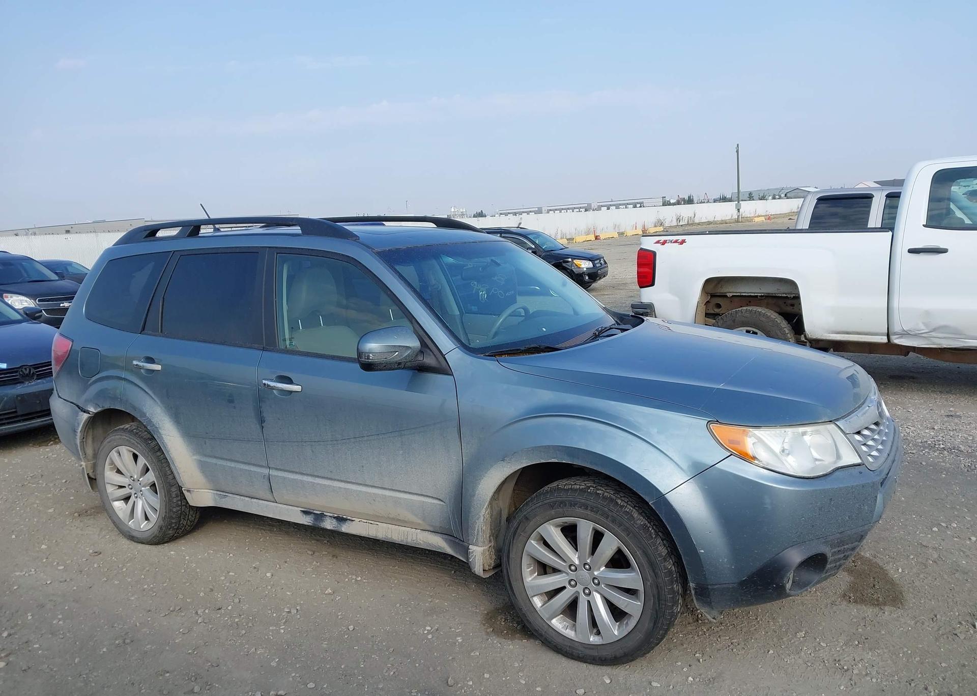 2012 SUBARU FORESTER LIMITED
