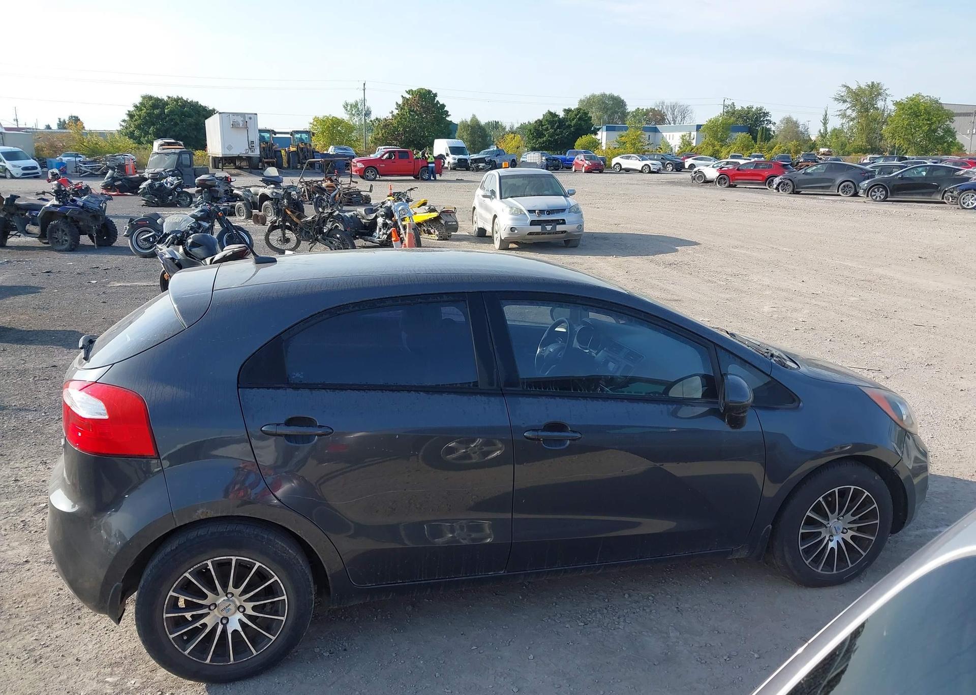 2013 KIA RIO LX