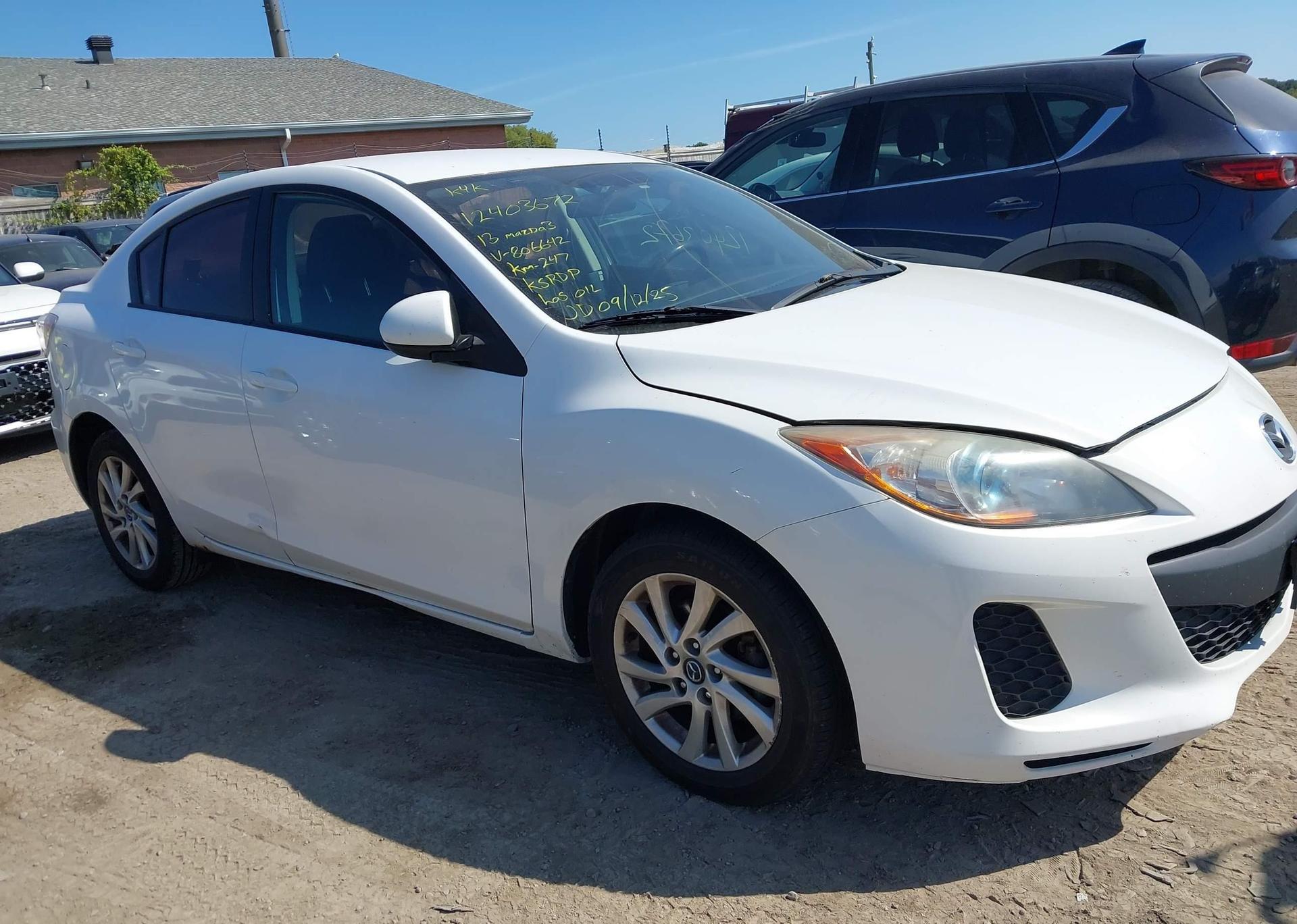 2013 MAZDA 3 I