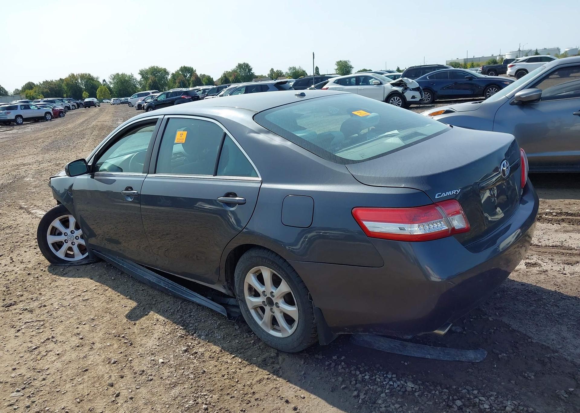 2011 TOYOTA CAMRY LE V6