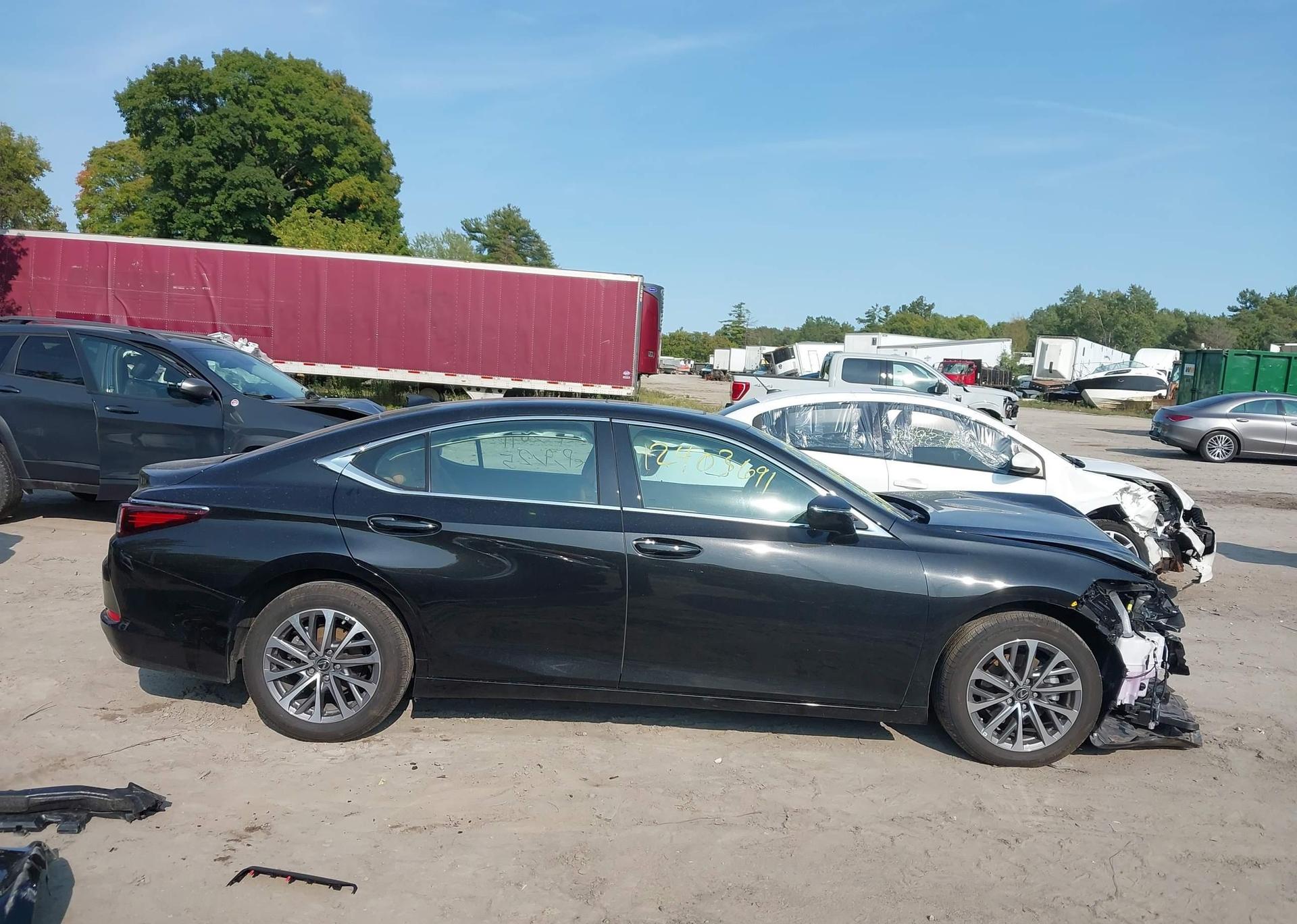 2024 LEXUS ES 350