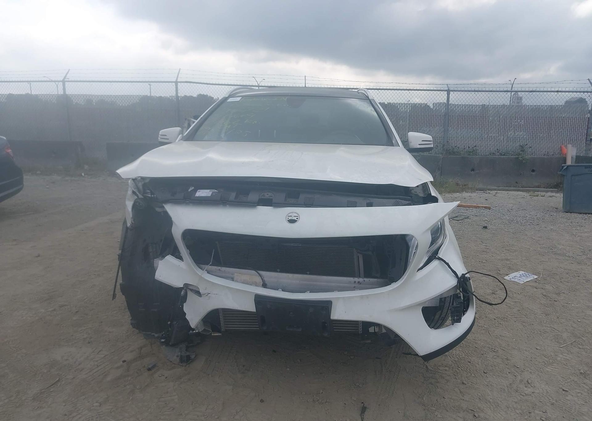 2018 MERCEDES-BENZ GLA 250 4MATIC