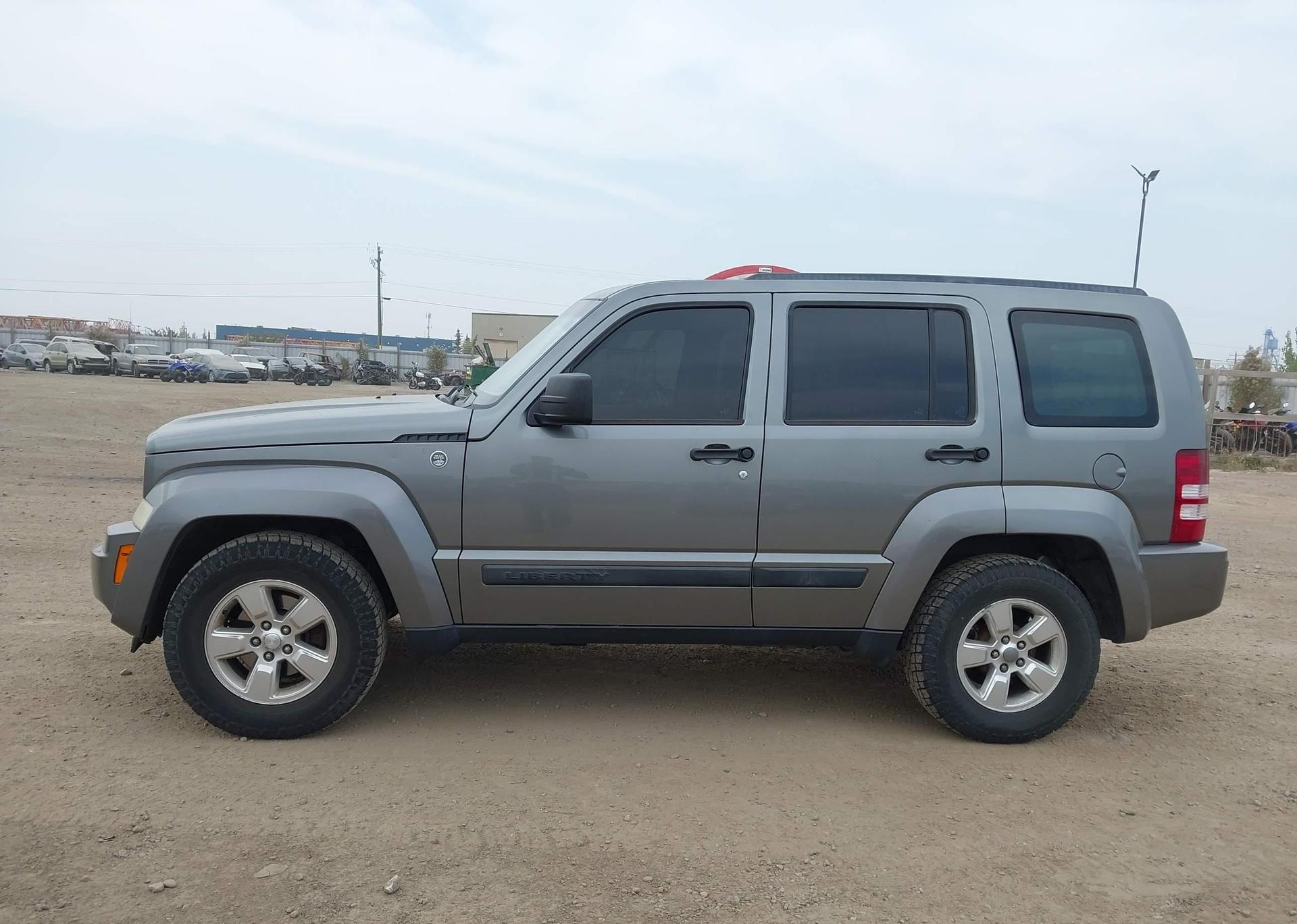 2012 JEEP LIBERTY SPORT