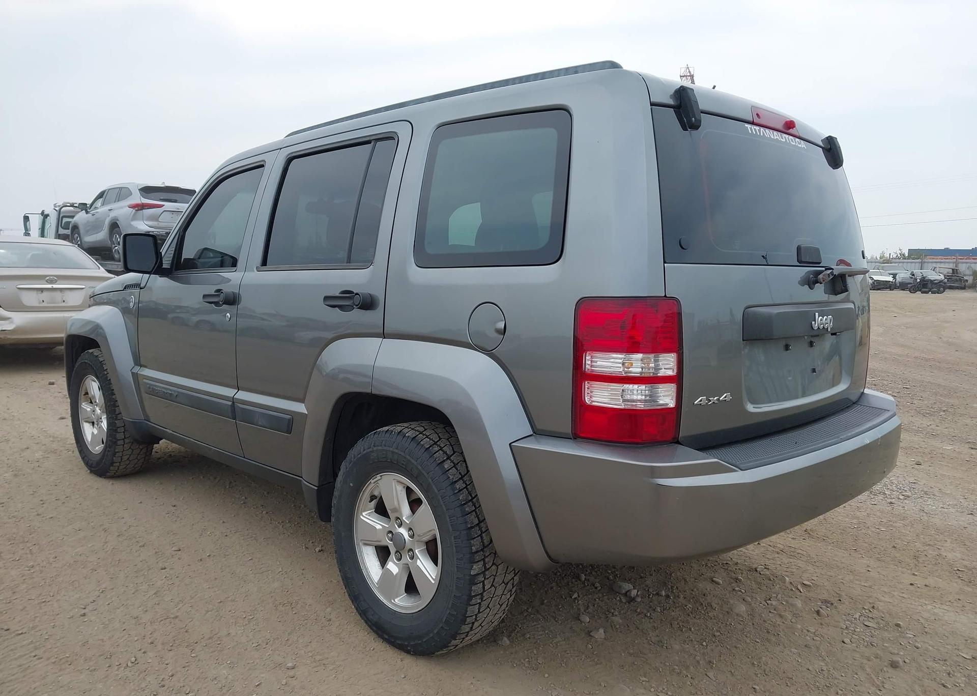2012 JEEP LIBERTY SPORT