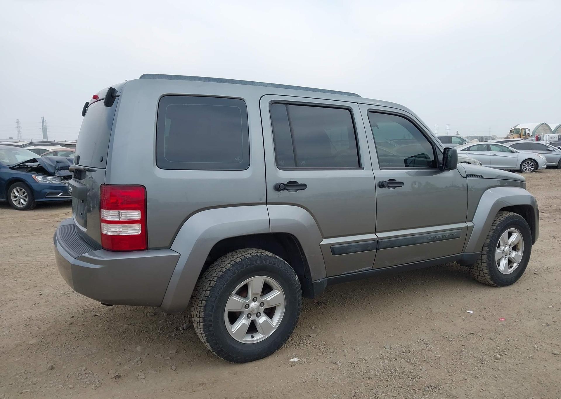 2012 JEEP LIBERTY SPORT