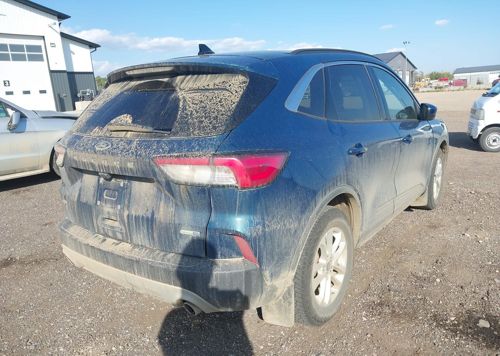 2020 FORD ESCAPE SE