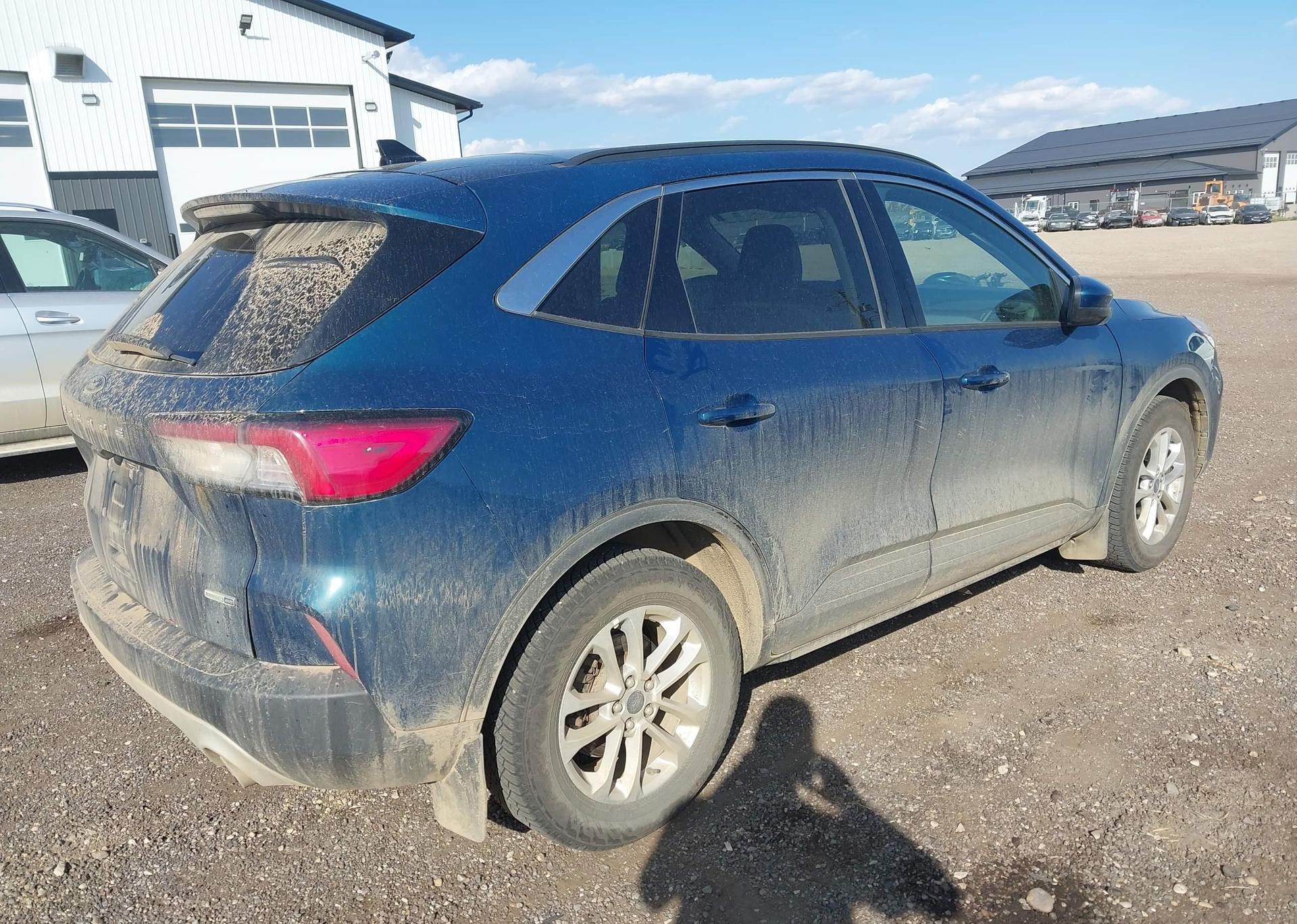 2020 FORD ESCAPE SE