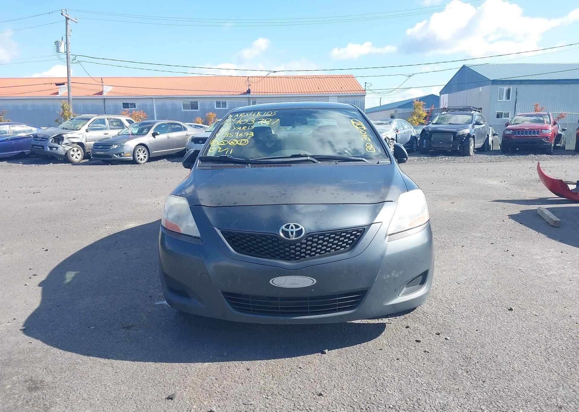 2010 TOYOTA YARIS